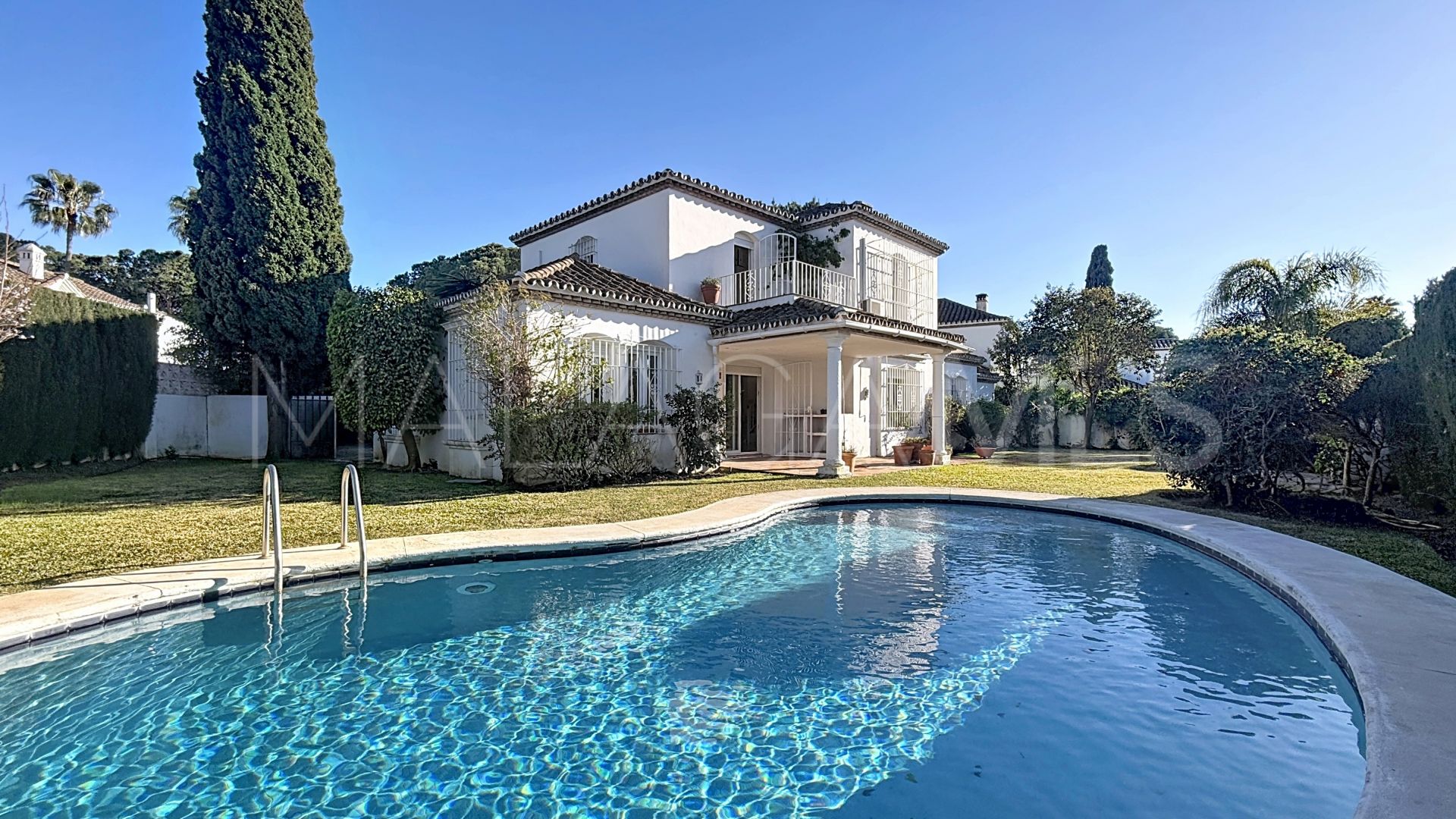 Villa for sale in Benamara