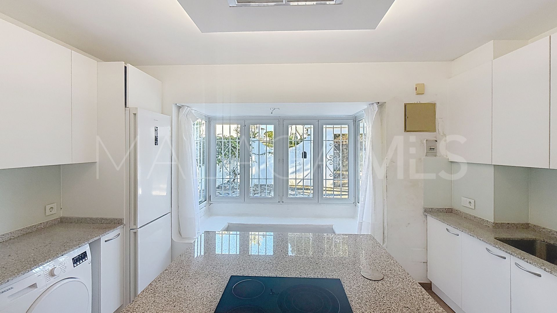 Villa for sale in Benamara