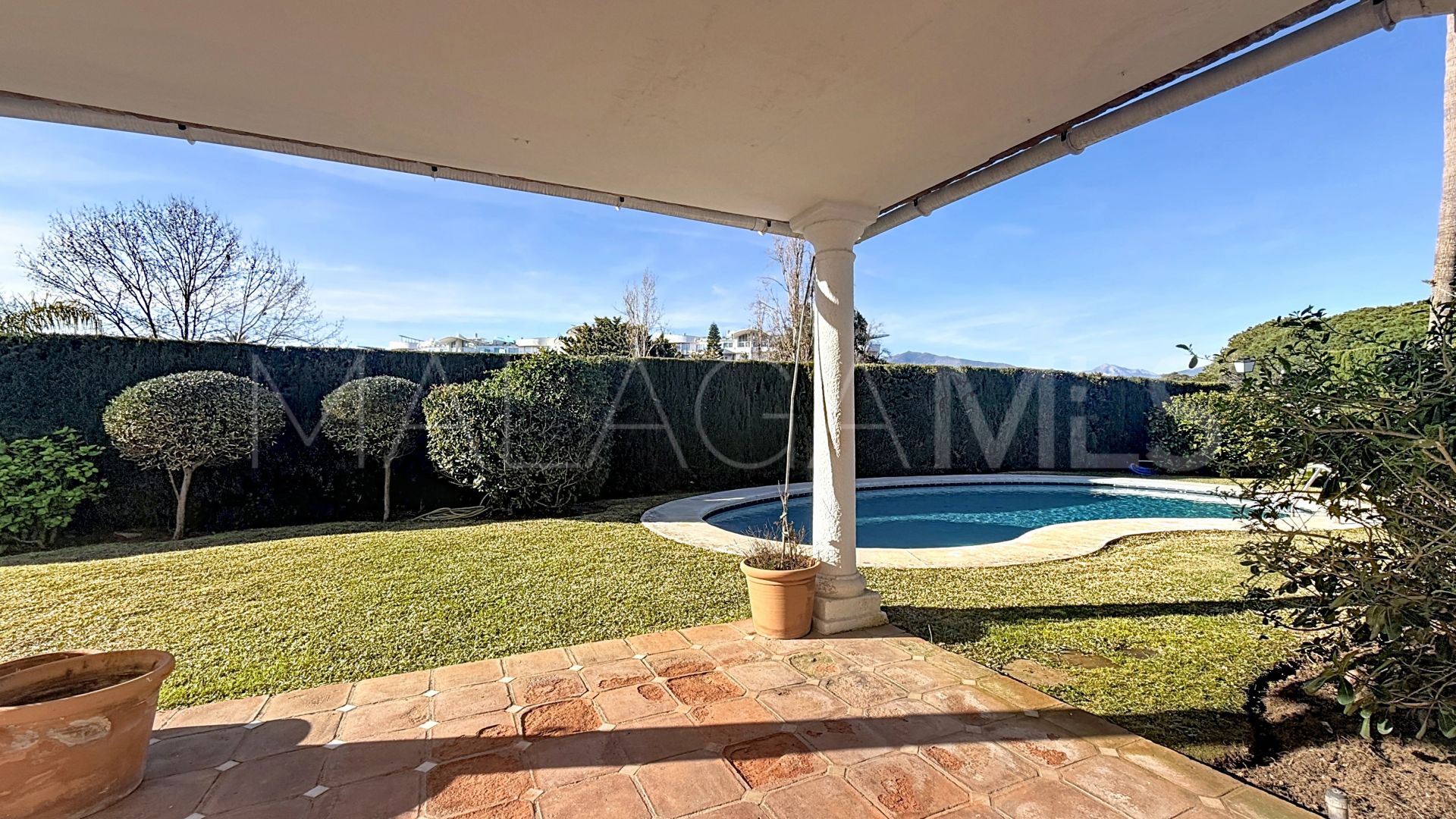 Villa for sale in Benamara