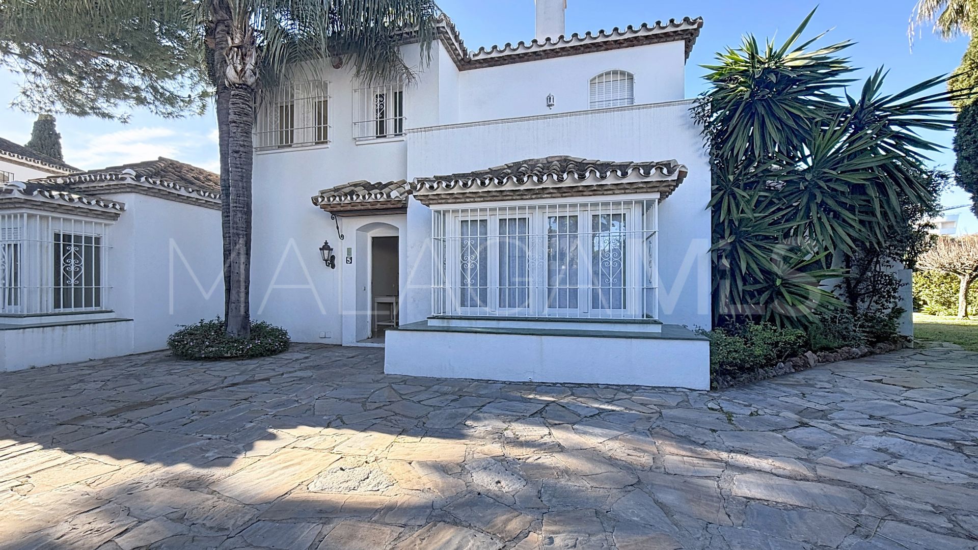 Villa for sale in Benamara