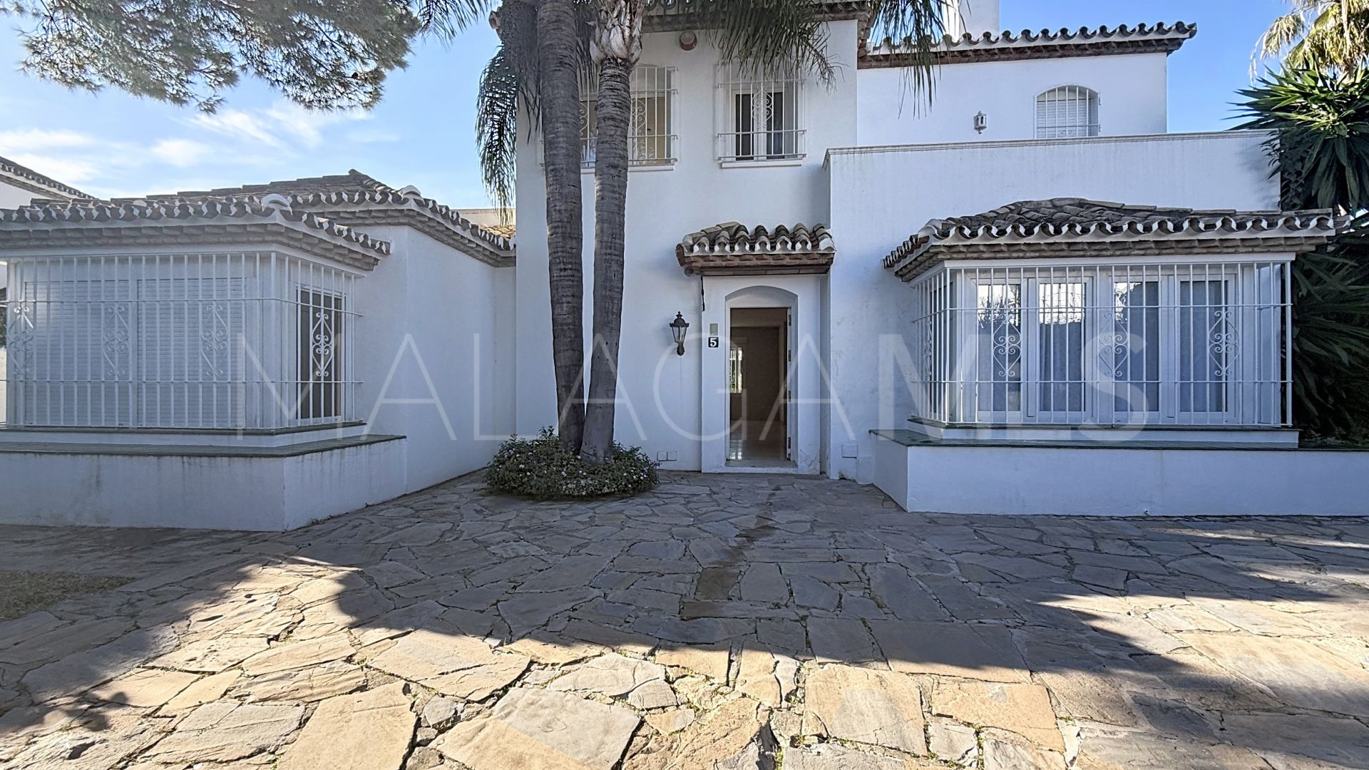 Villa for sale in Benamara