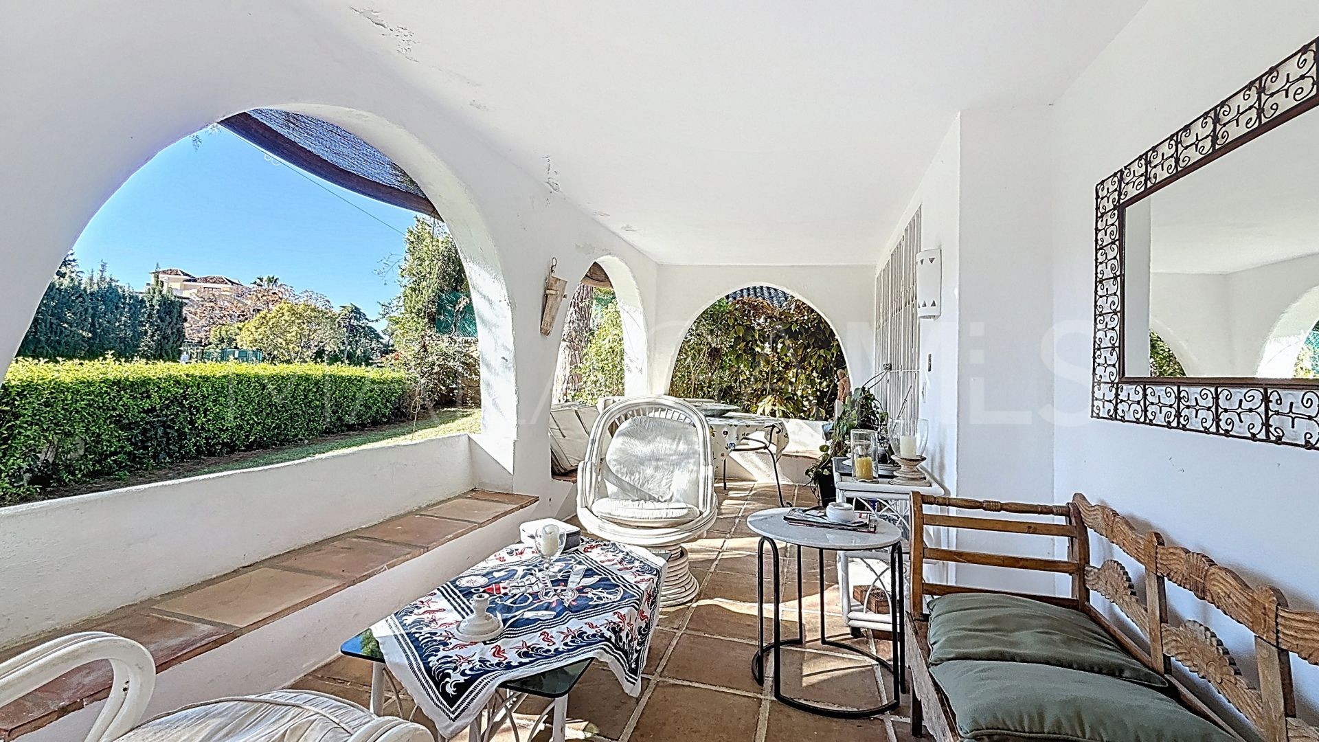 Villa for sale in Guadalmina Alta