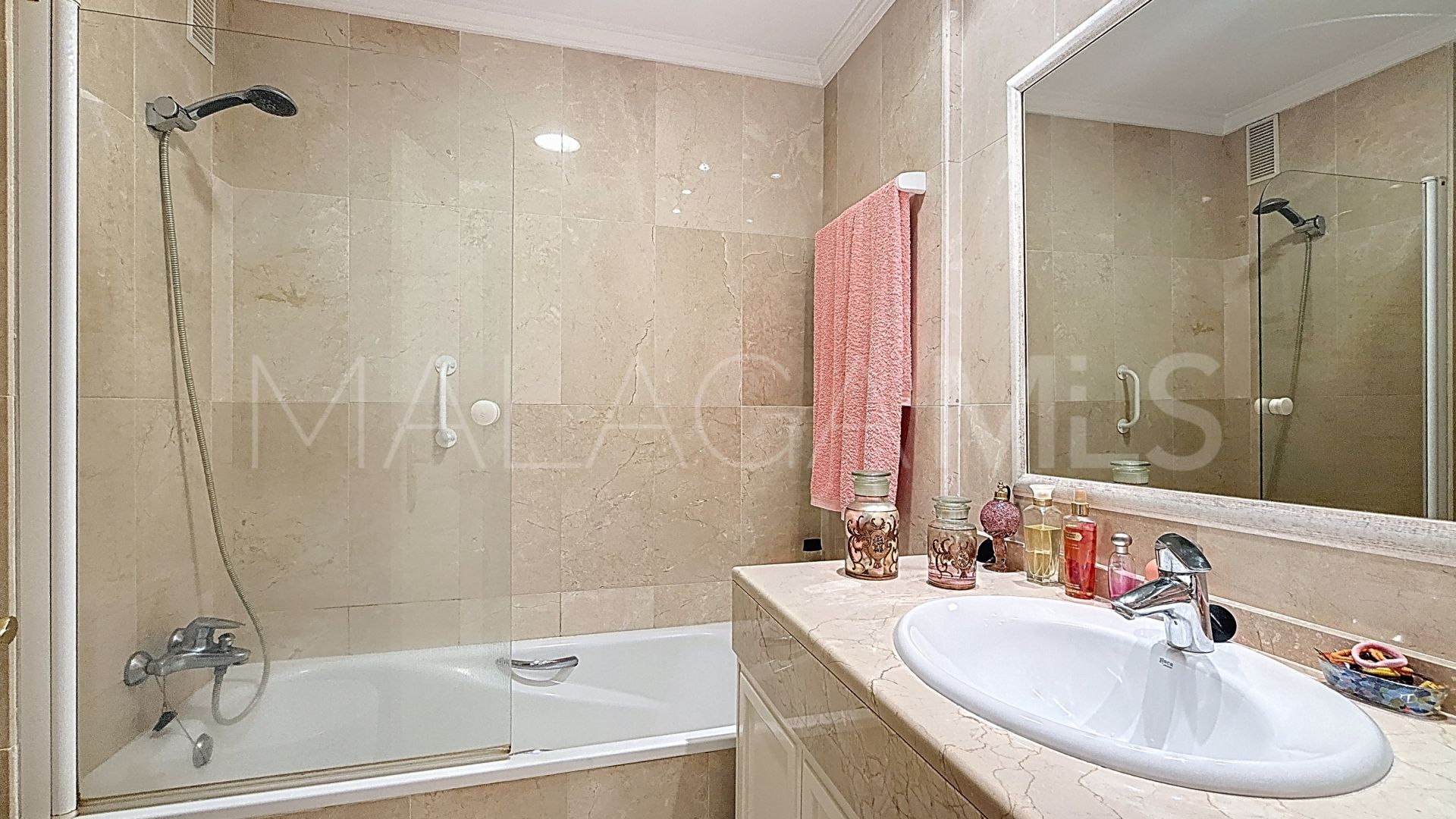 Appartement for sale in Los Pinos de Nagüeles