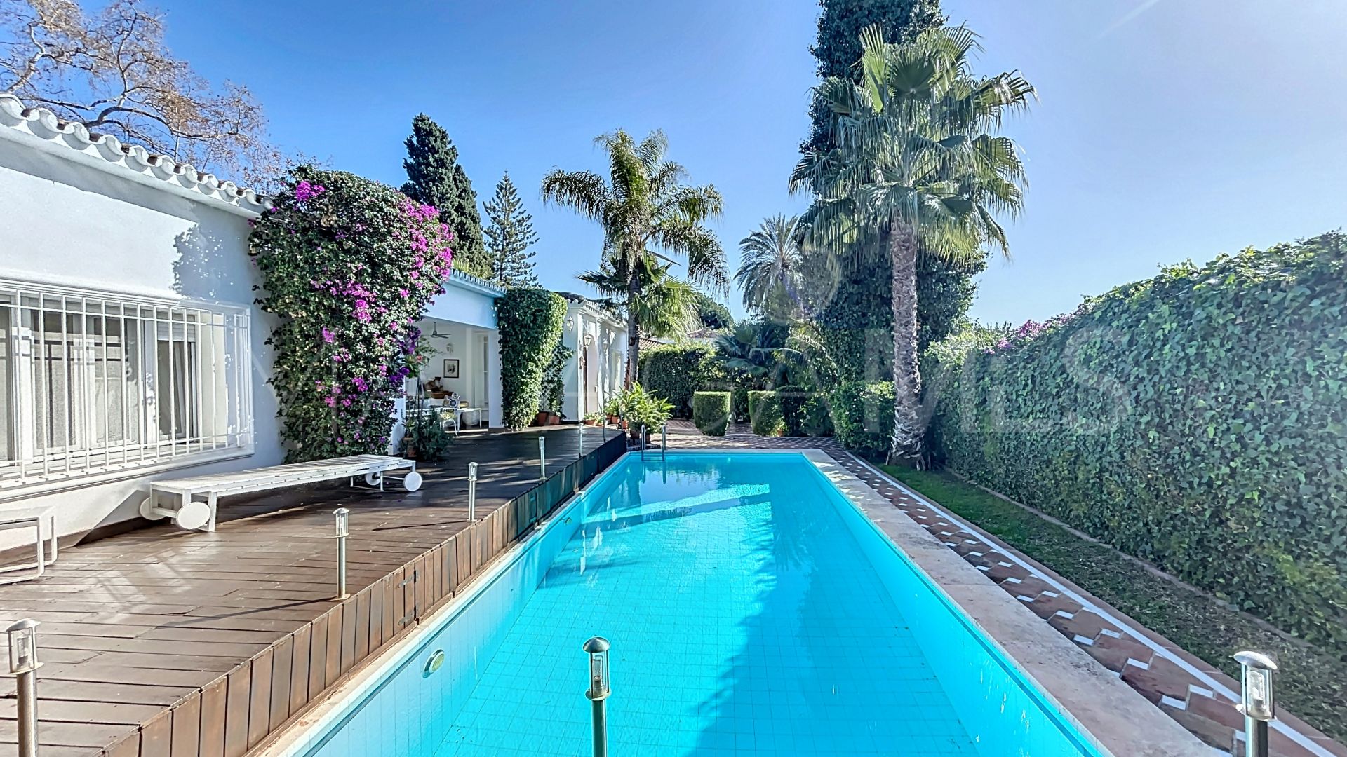 Villa with 3 bedrooms for sale in Guadalmina Alta