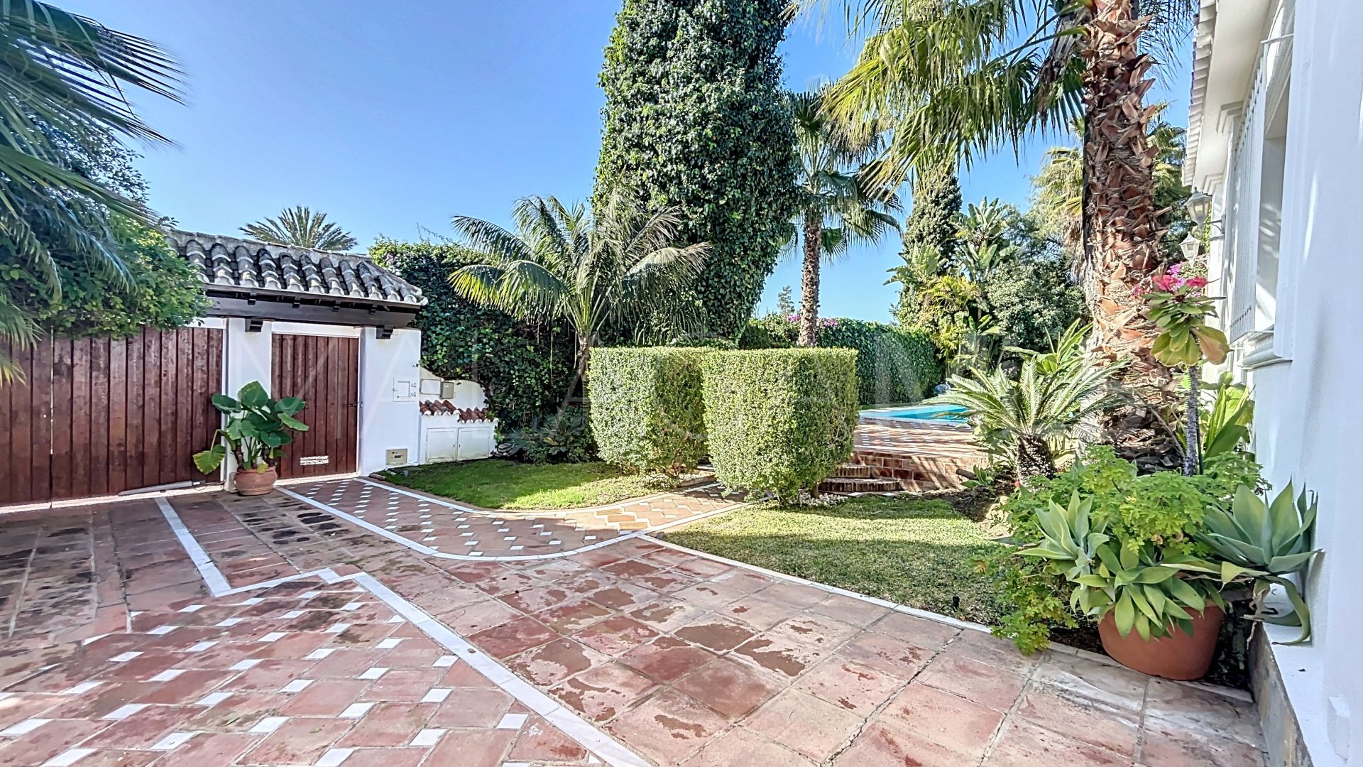 Villa with 3 bedrooms for sale in Guadalmina Alta