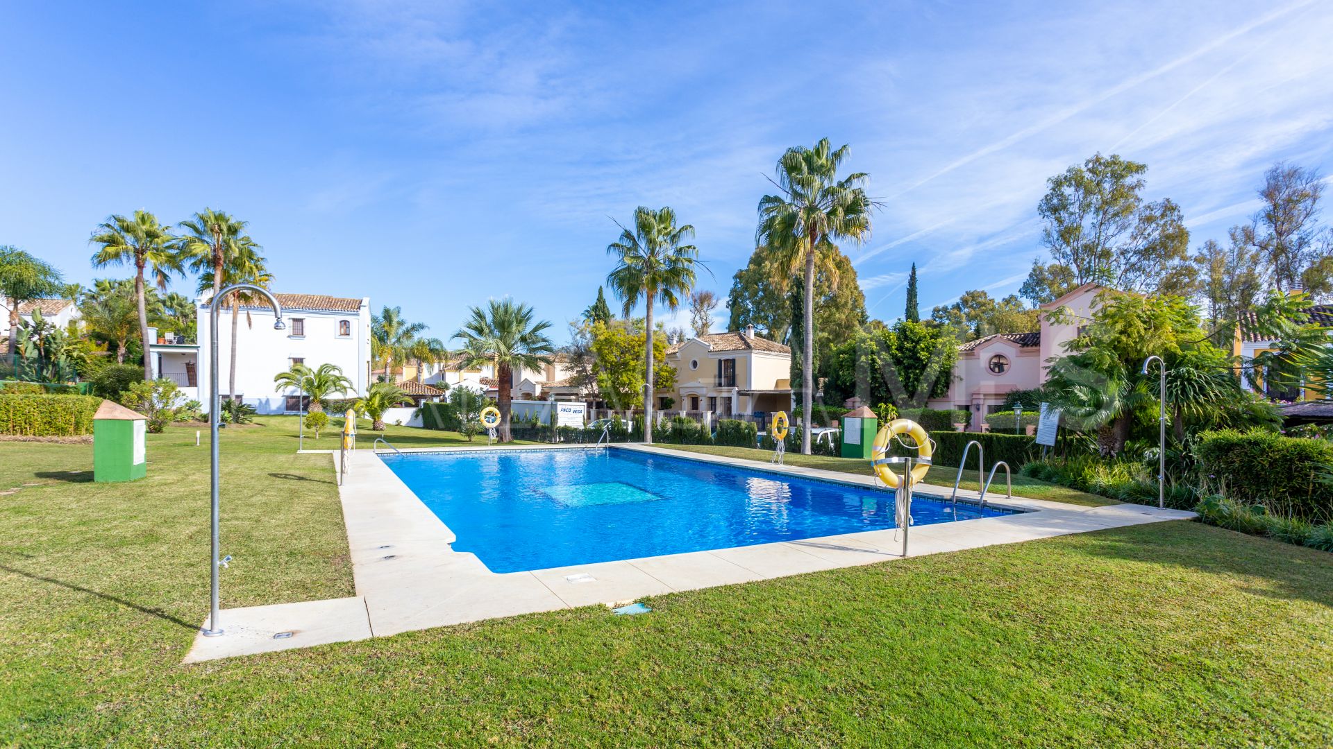 Villa for sale in Guadalmina Alta de 5 bedrooms