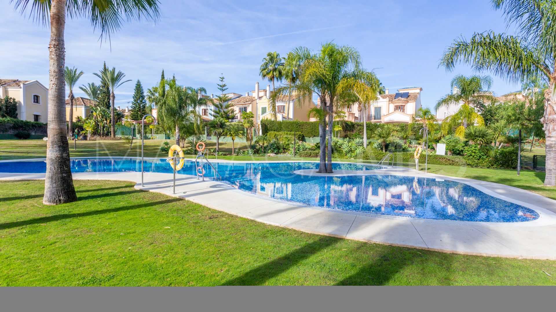 Villa for sale in Guadalmina Alta de 5 bedrooms