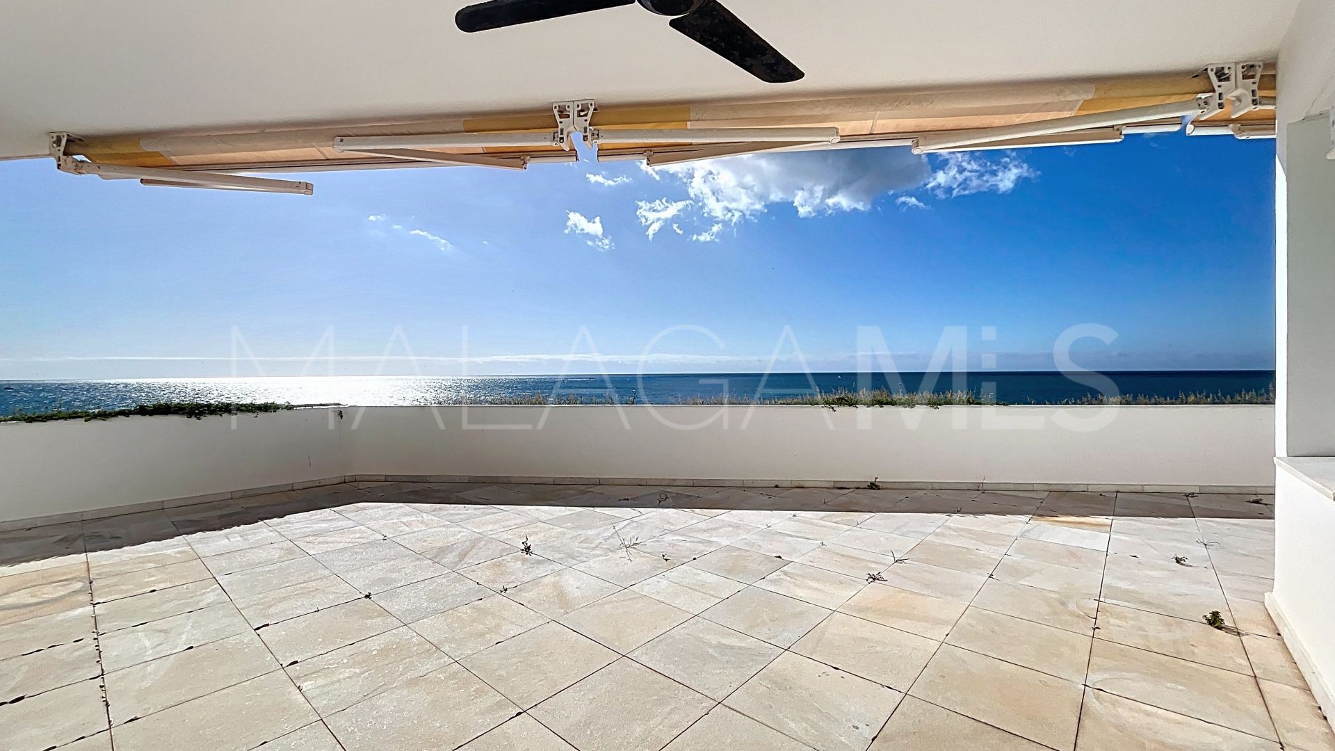 Duplex for sale in Guadalmina Baja