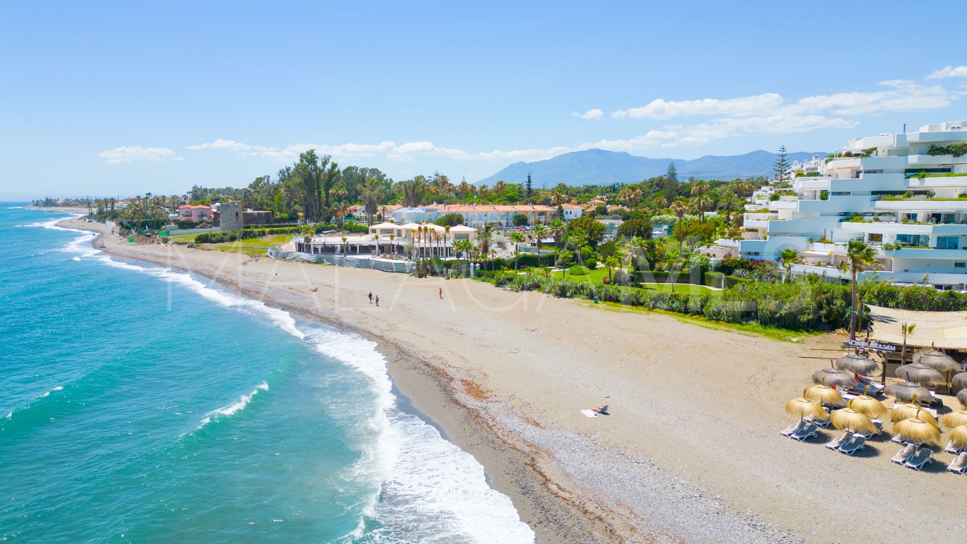 Duplex for sale in Guadalmina Baja