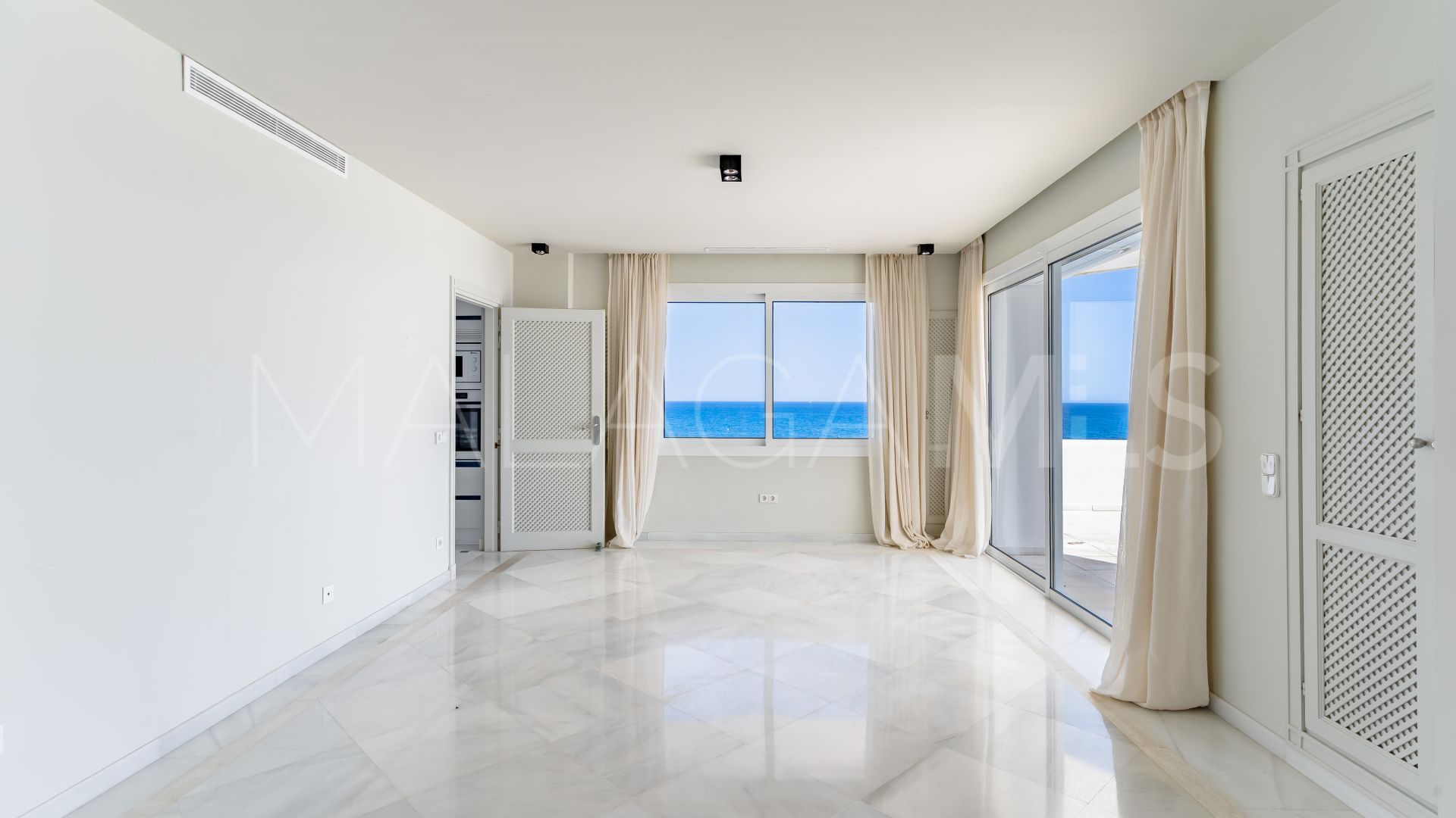Duplex-wohnung for sale in Guadalmina Baja