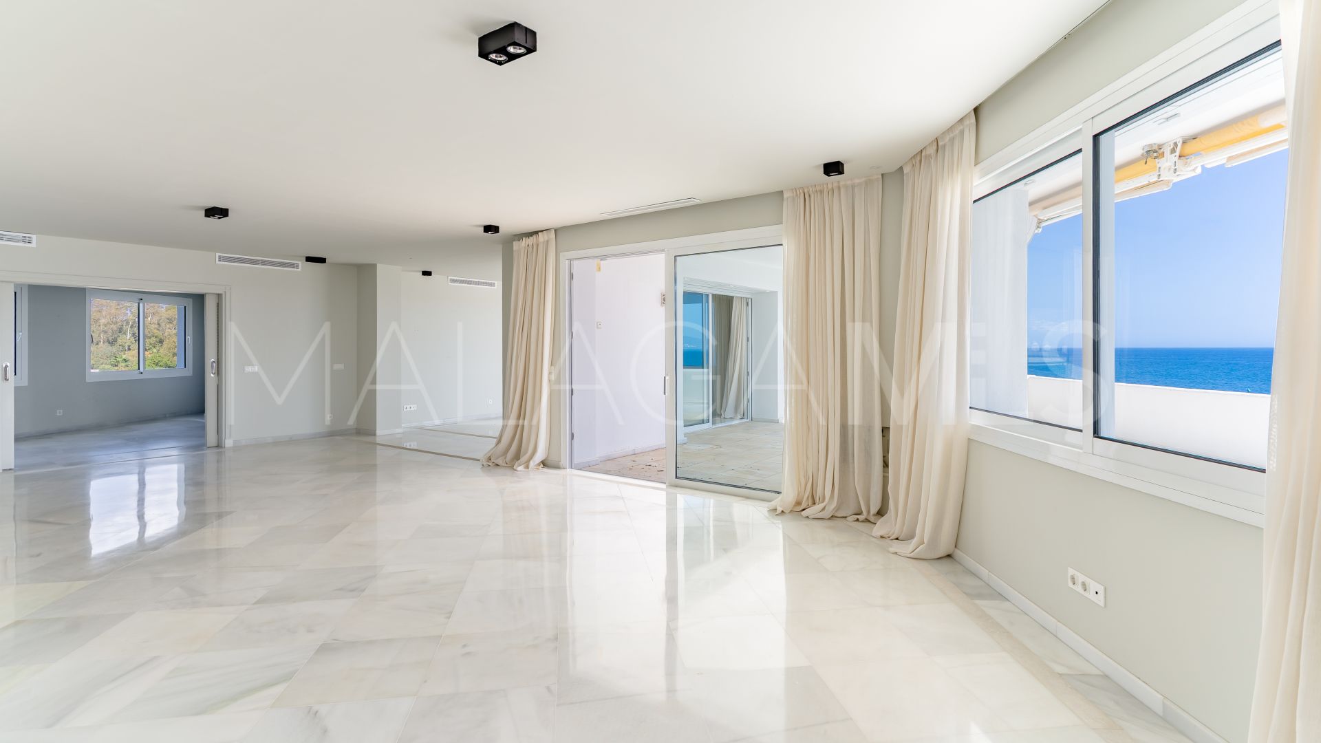 Duplex-wohnung for sale in Guadalmina Baja
