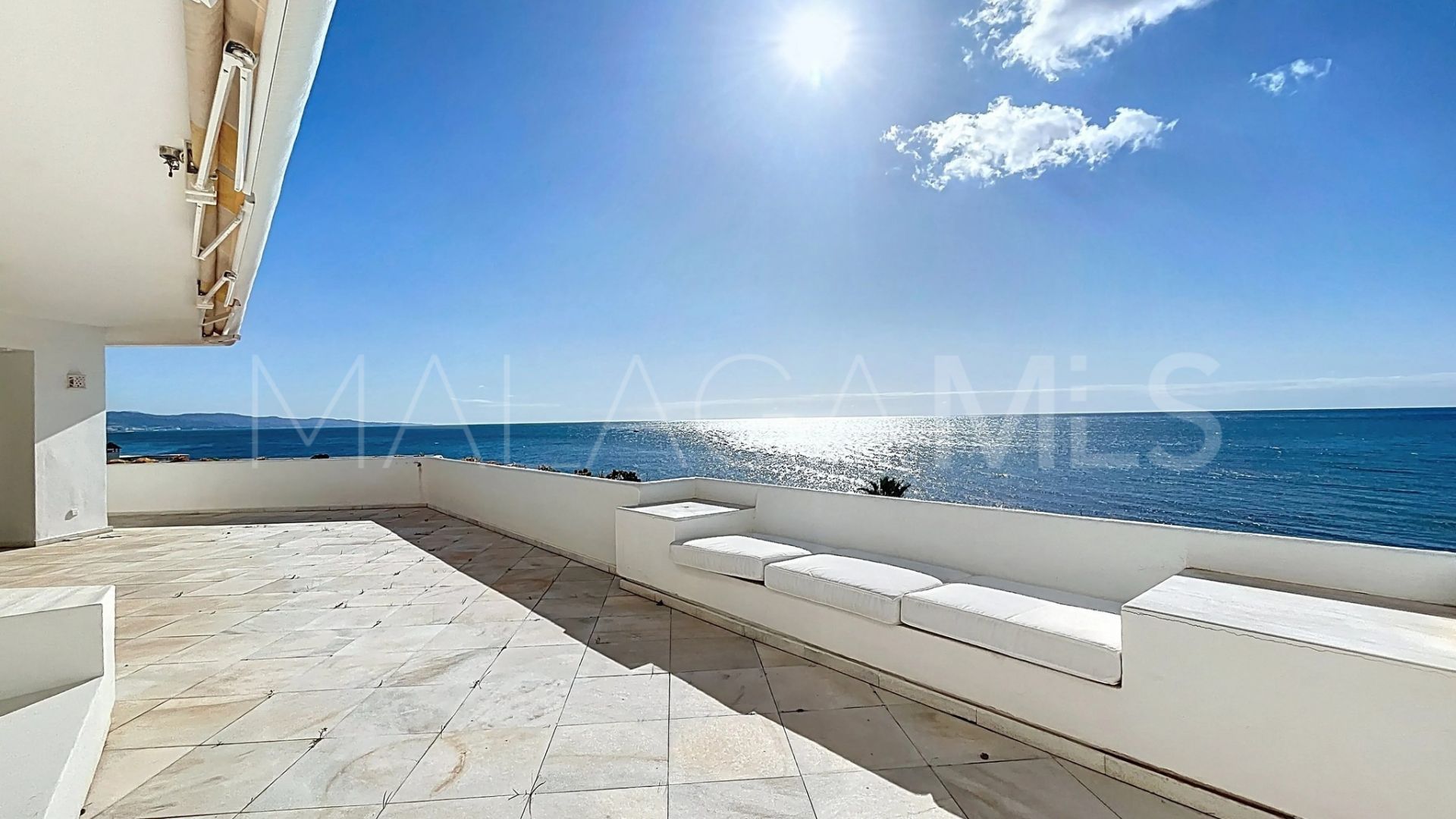 Duplex for sale in Guadalmina Baja