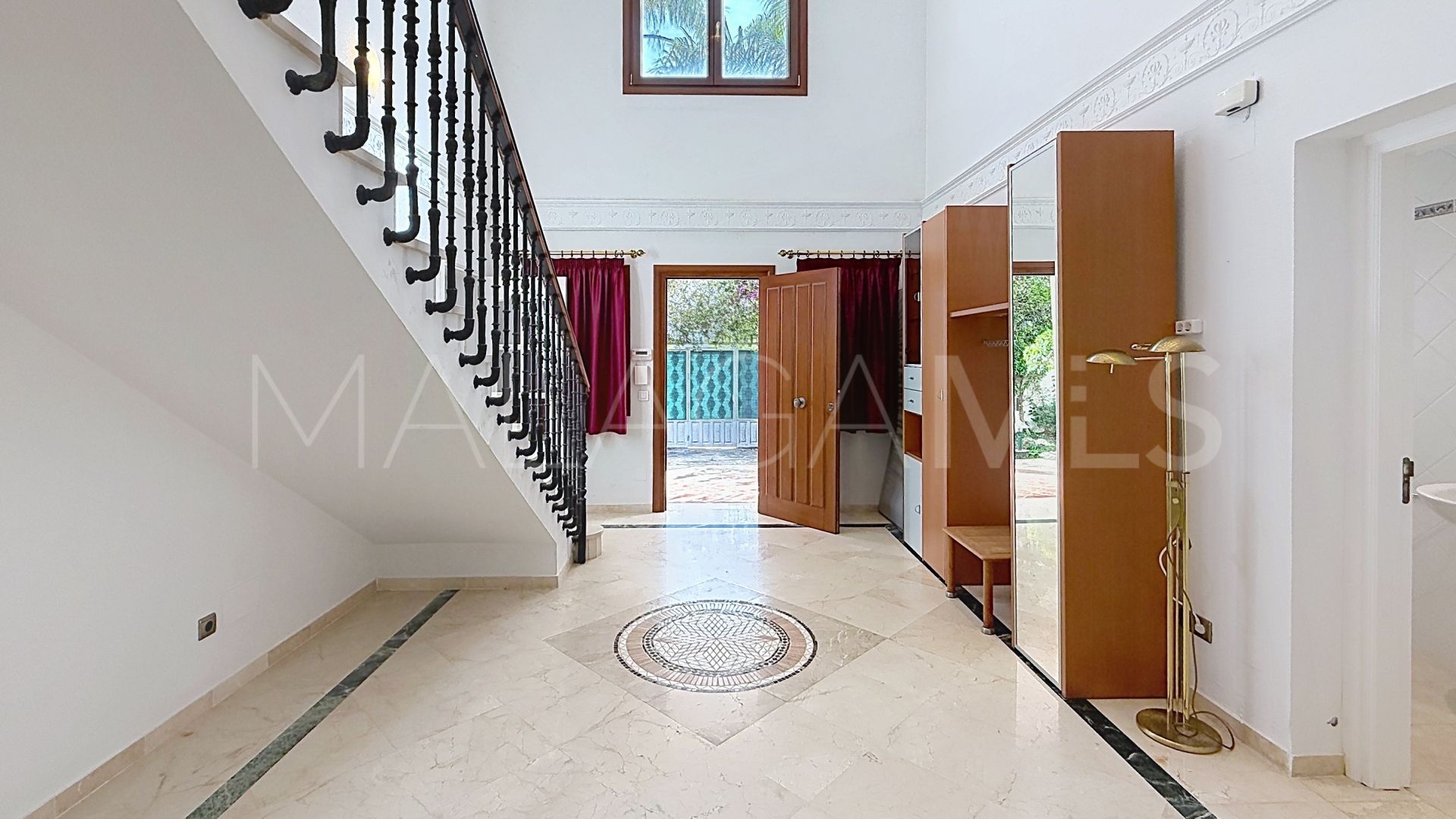 Villa for sale in Villacana