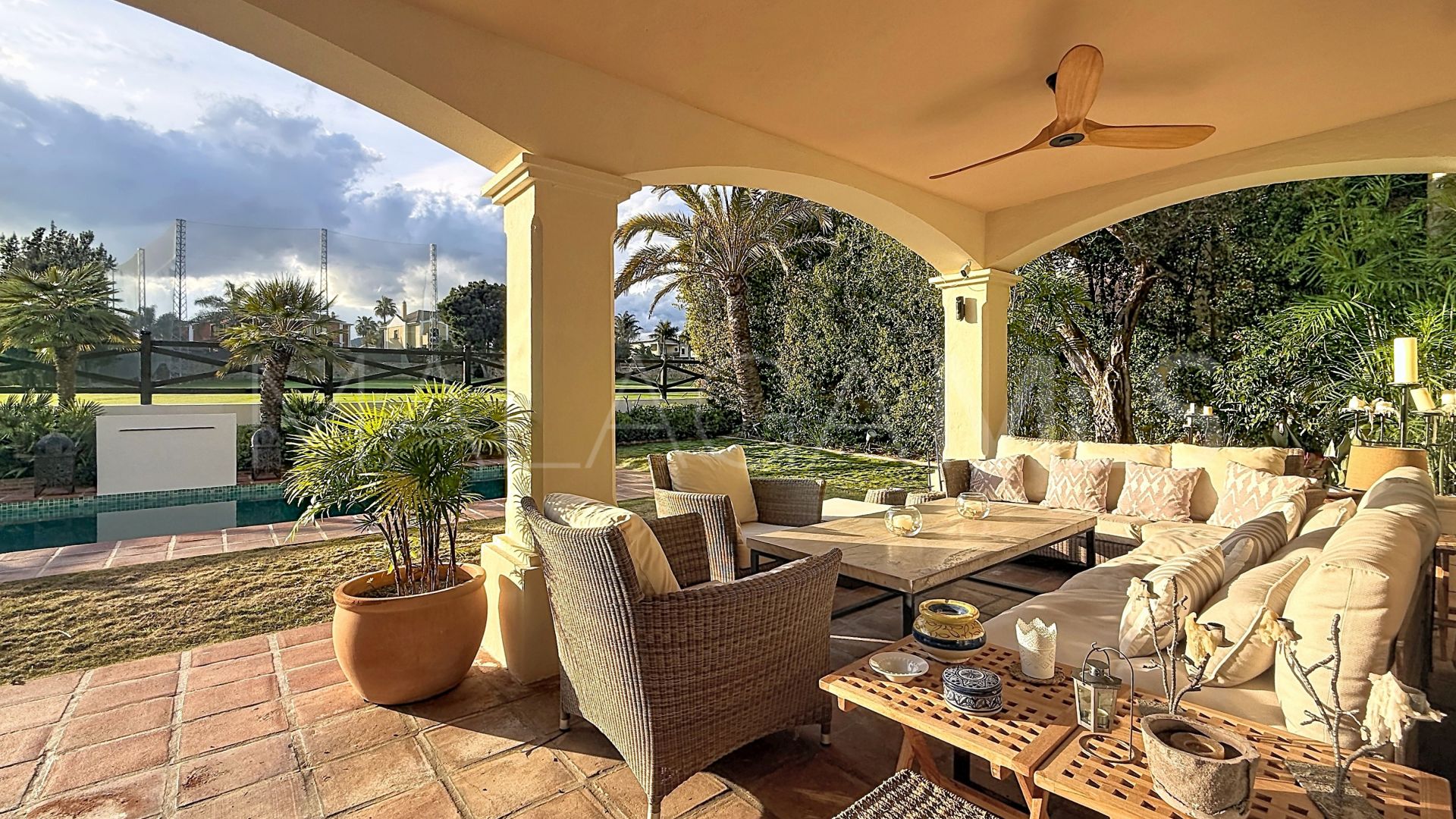 Villa for sale in Guadalmina Alta