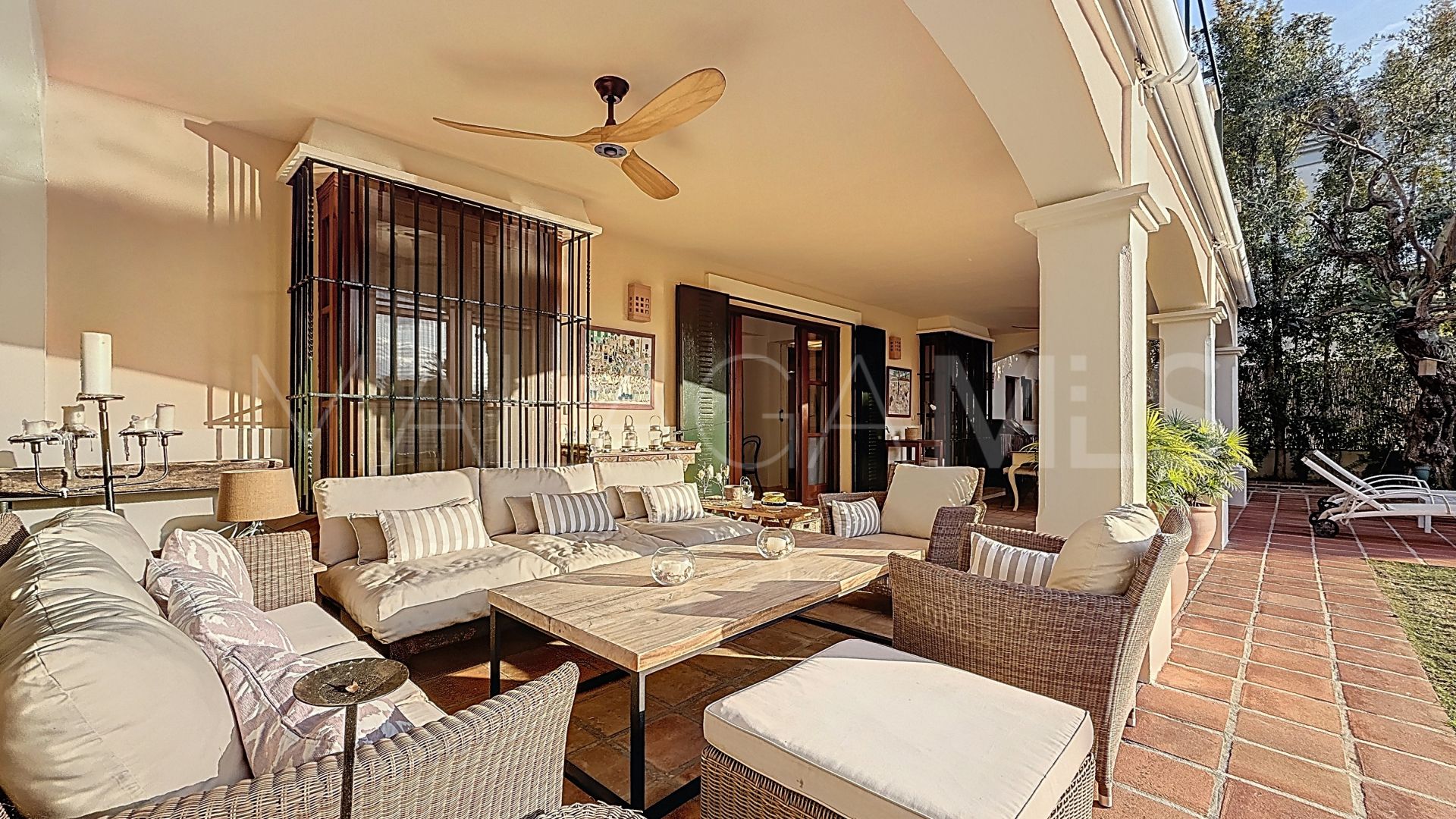 Villa for sale in Guadalmina Alta