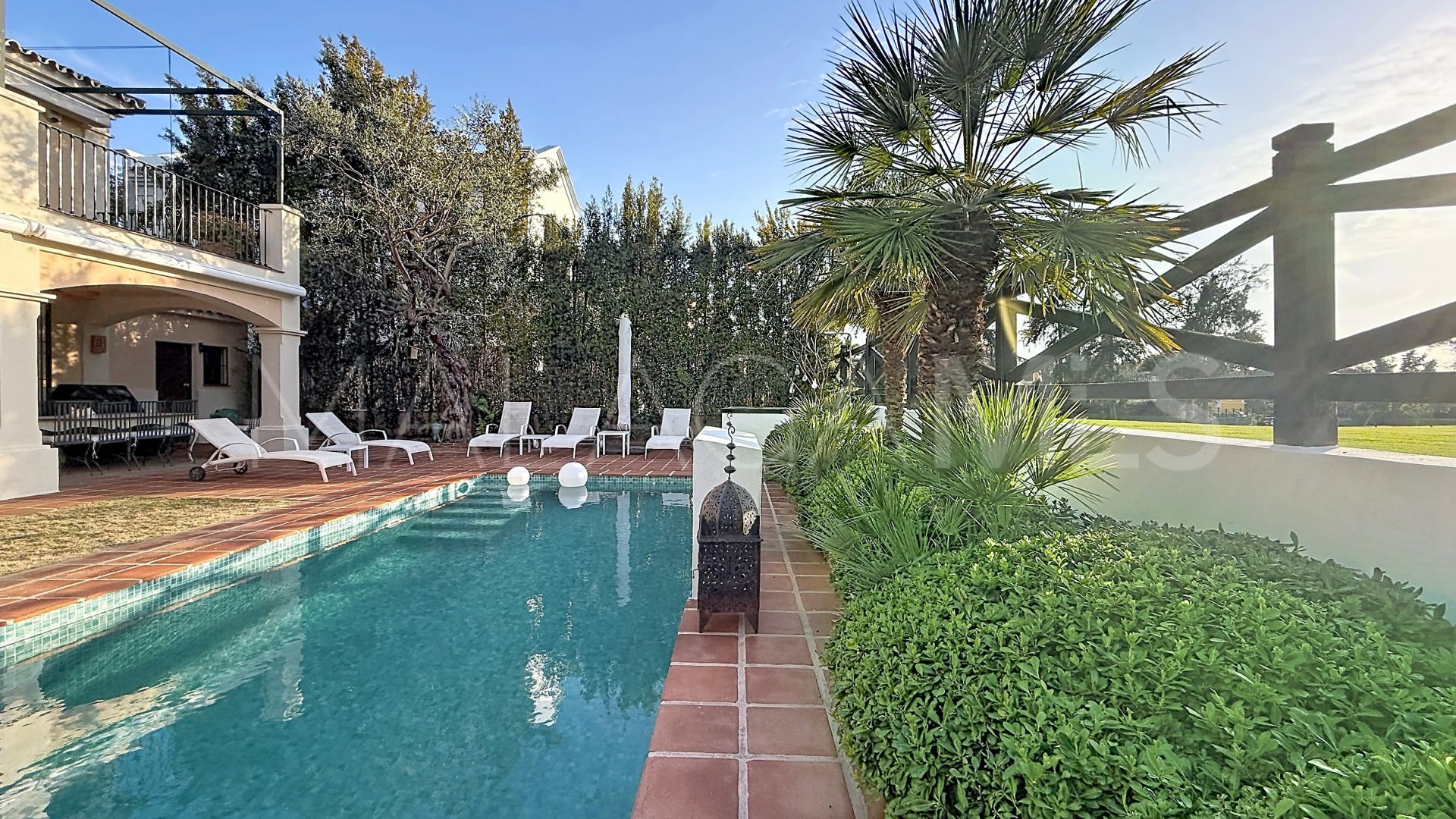 Villa for sale in Guadalmina Alta