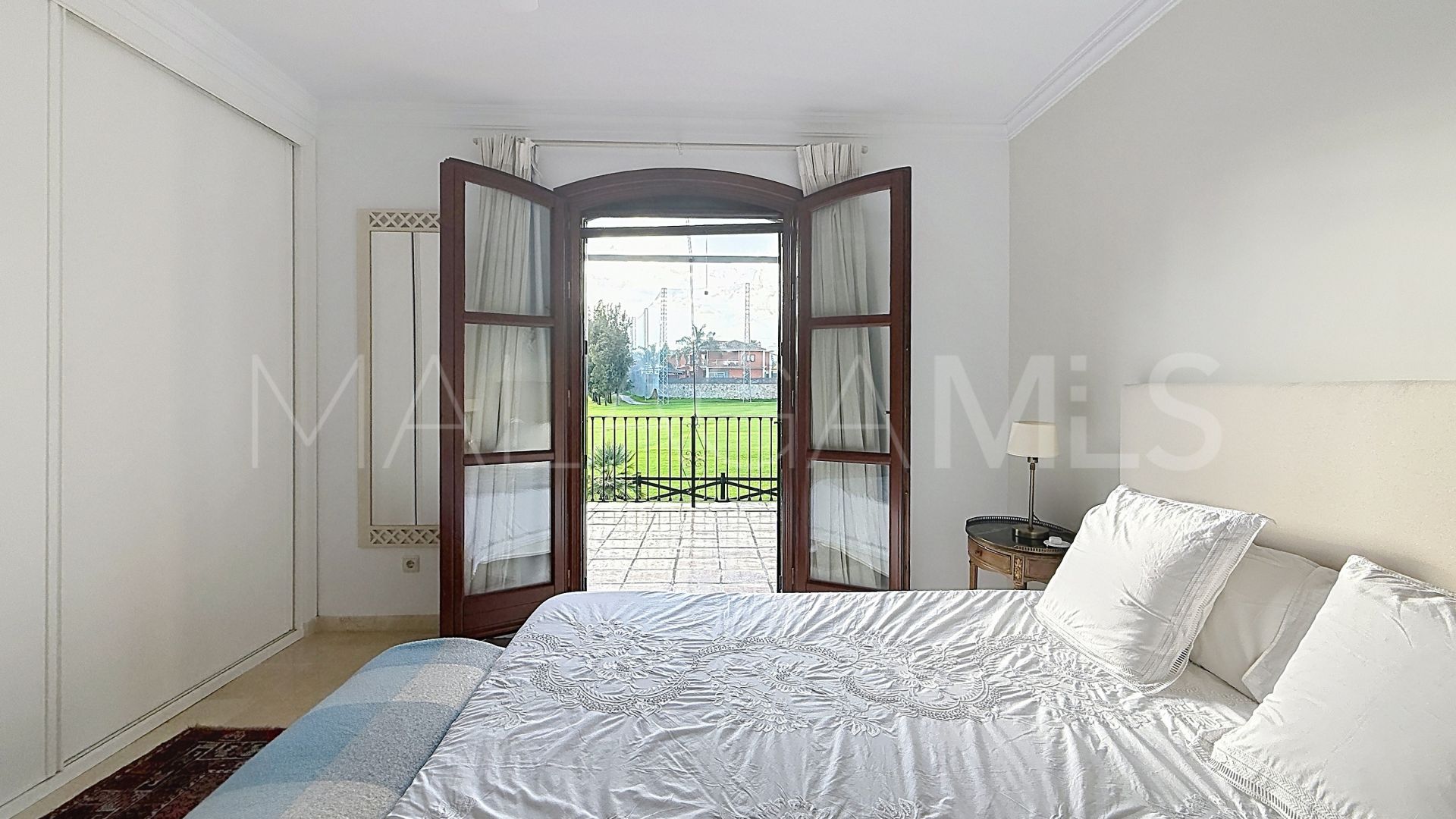 Villa for sale in Guadalmina Alta