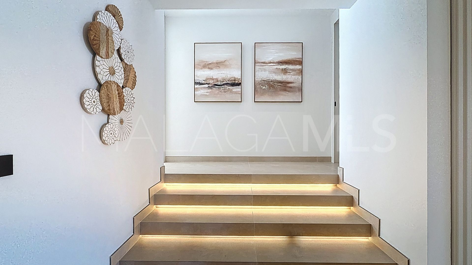 Villa for sale in Guadalmina Alta