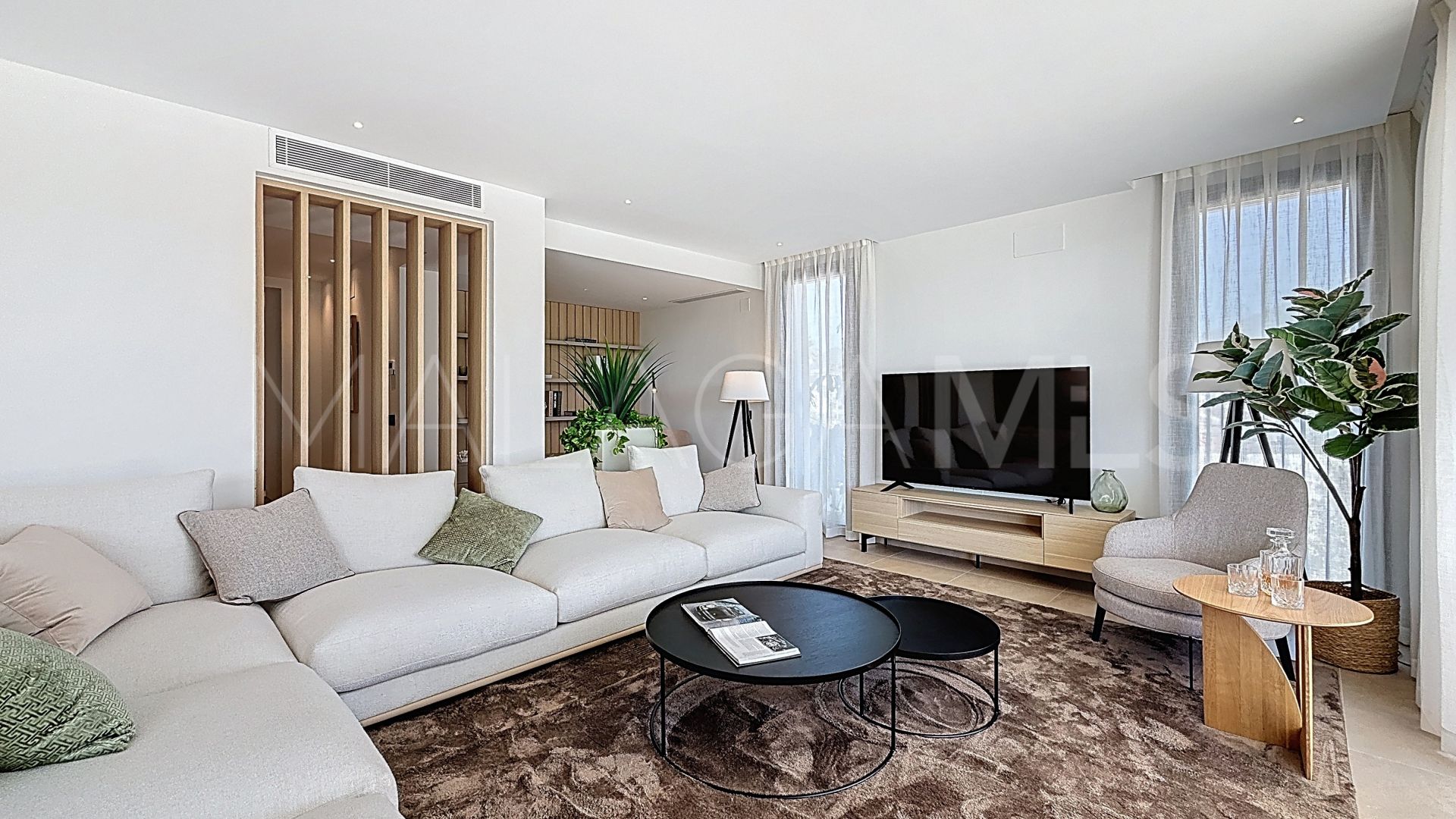 Villa for sale in Guadalmina Alta