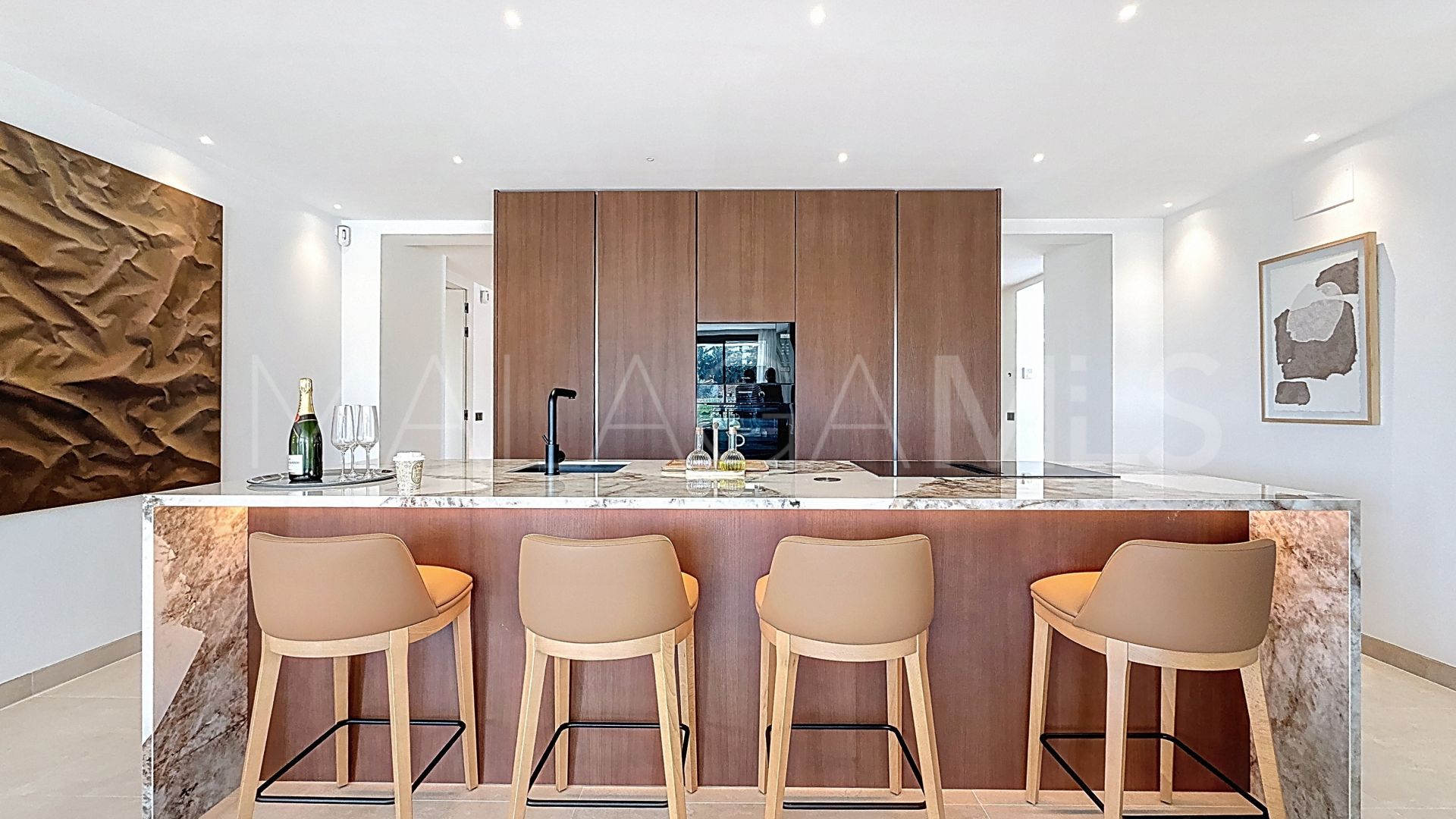 Villa for sale in Guadalmina Alta