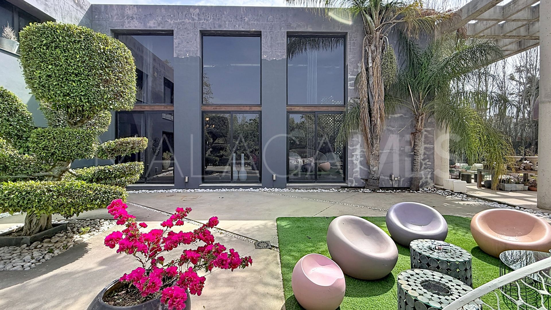 Villa for sale in Atalaya