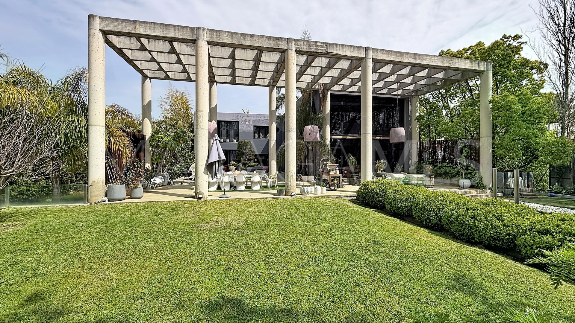 Villa for sale in Atalaya