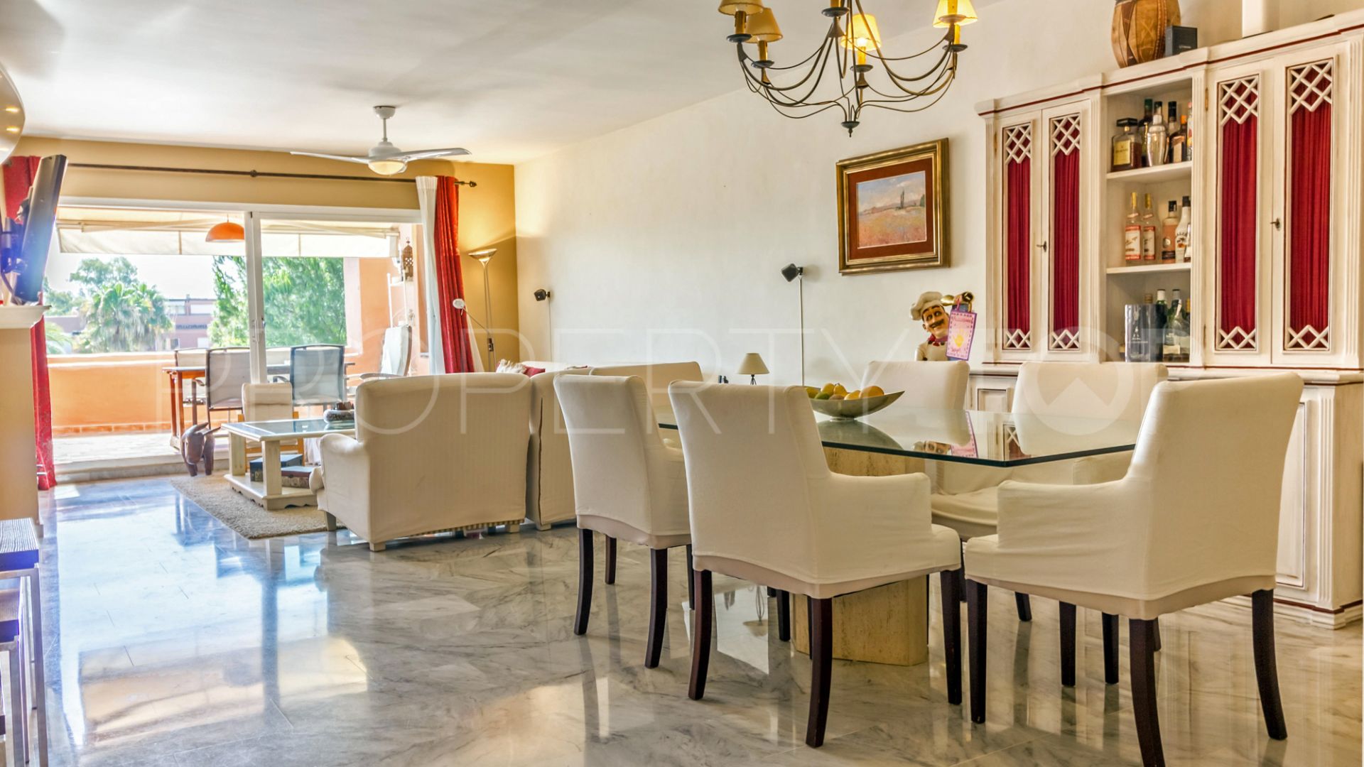 For sale apartment in Alhambra del Golf with 3 bedrooms