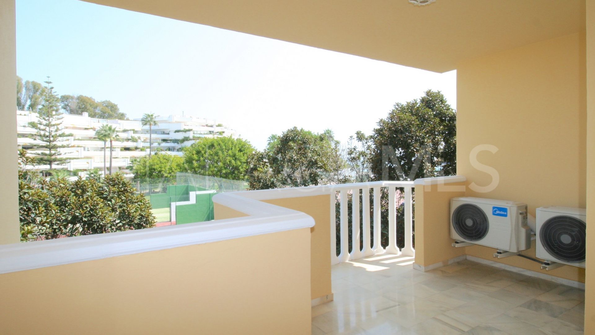 Guadalmina Baja, adosado for sale de 4 bedrooms