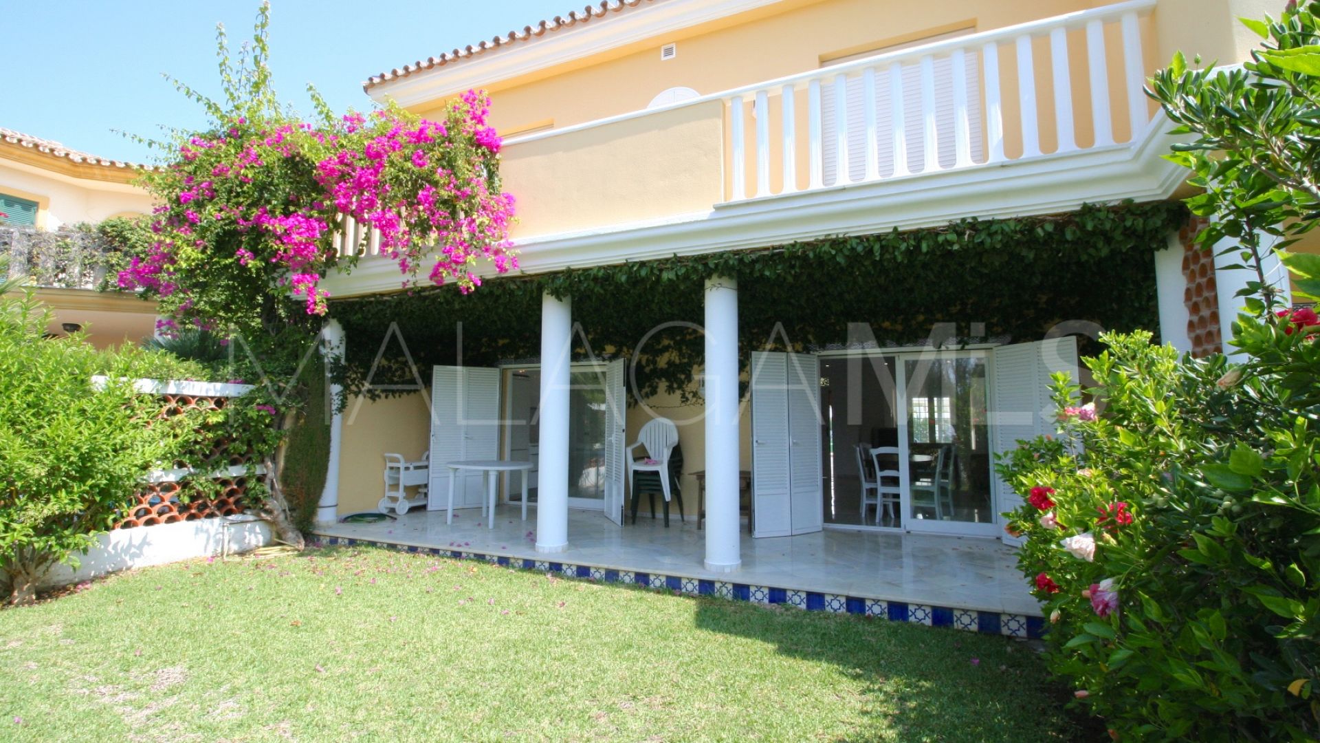 4 bedrooms town house for sale in Guadalmina Baja