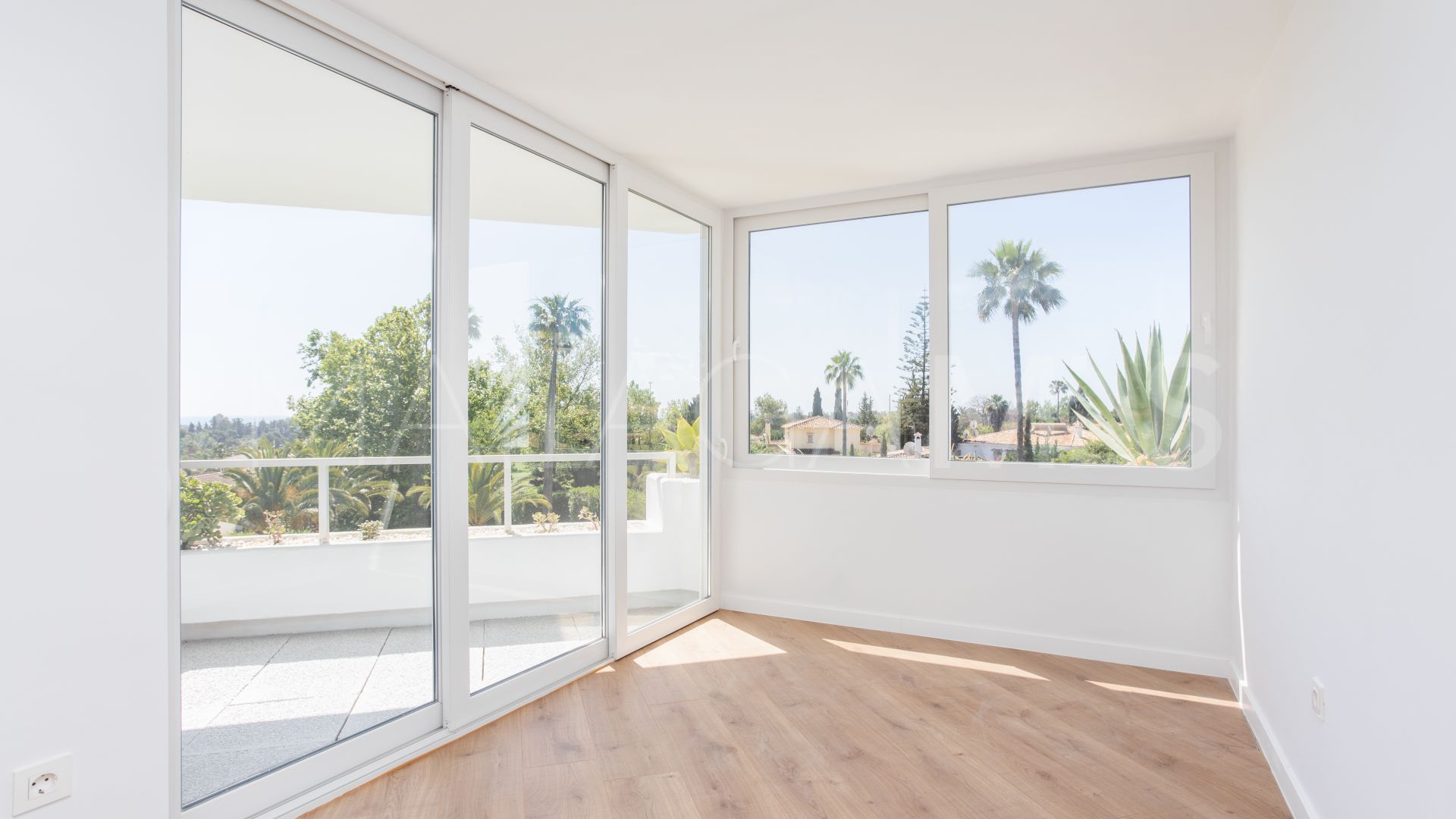 Lägenhet for sale in Guadalmina Alta