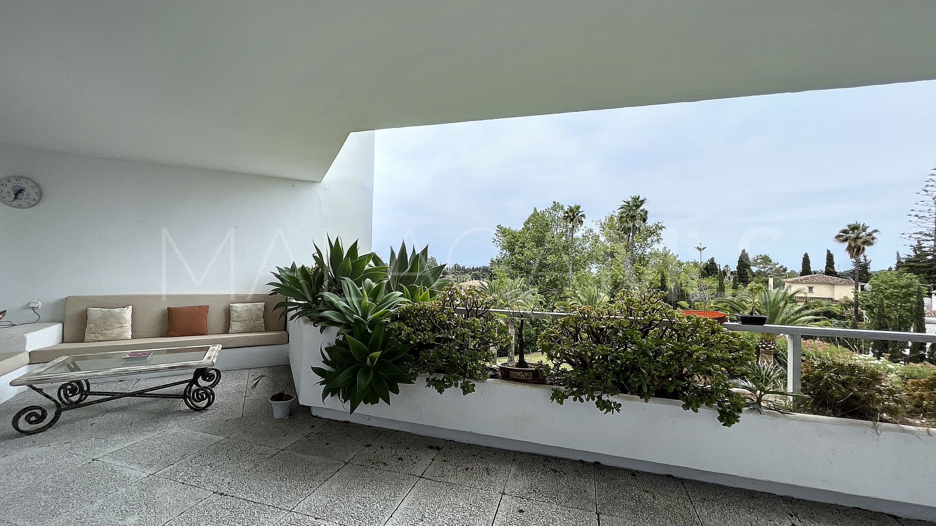 Lägenhet for sale in Guadalmina Alta
