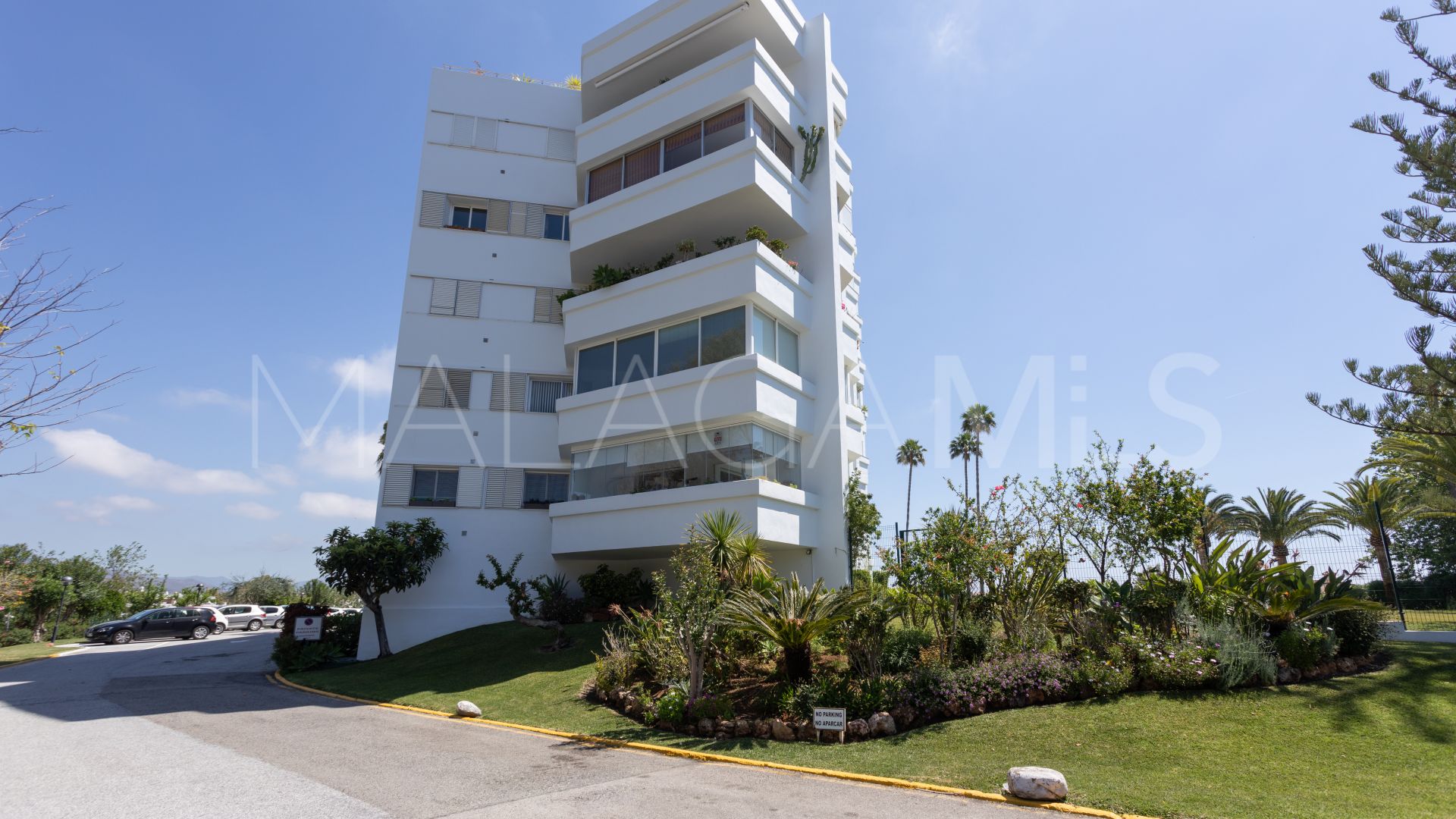 Lägenhet for sale in Guadalmina Alta