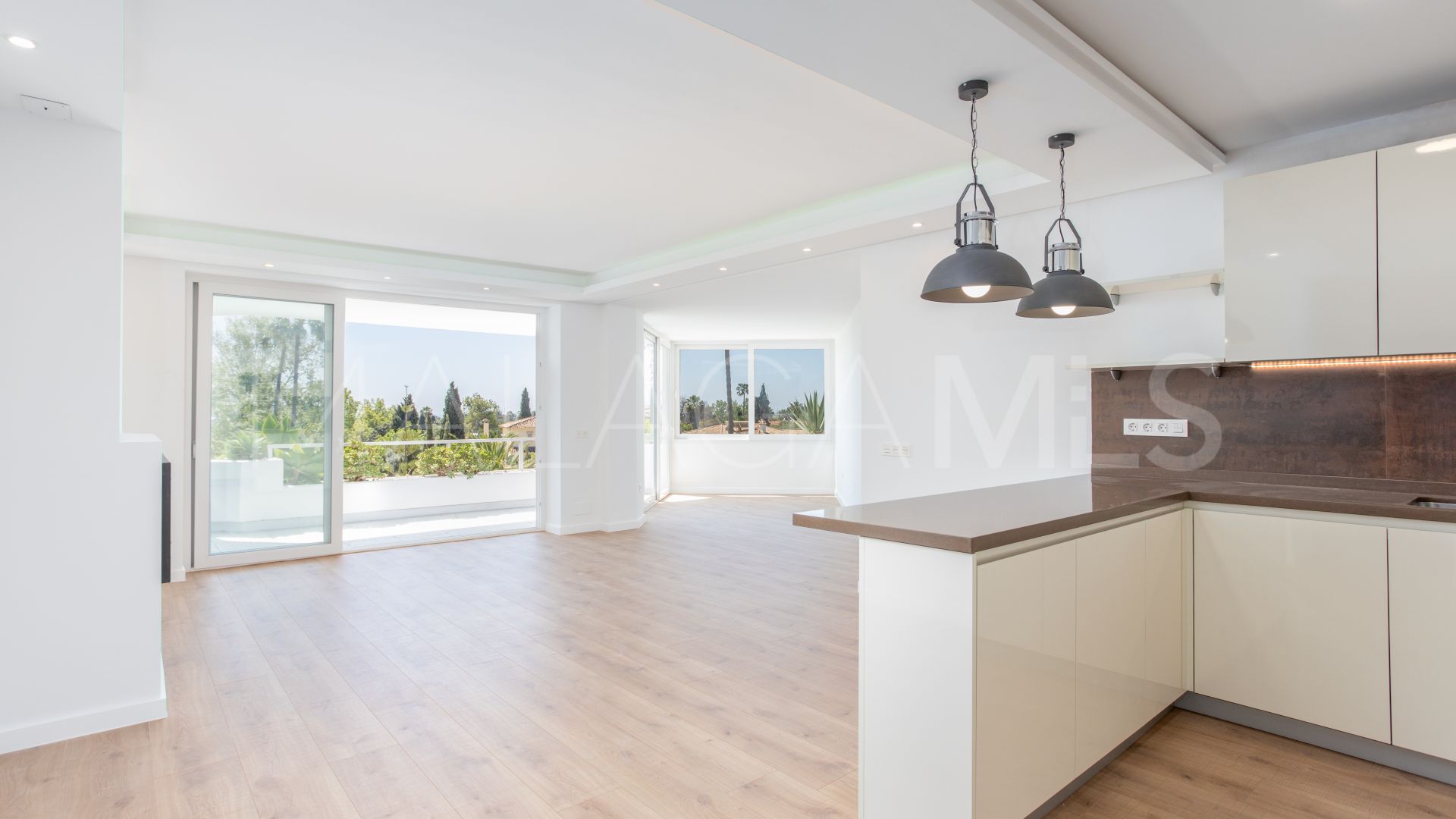 Lägenhet for sale in Guadalmina Alta