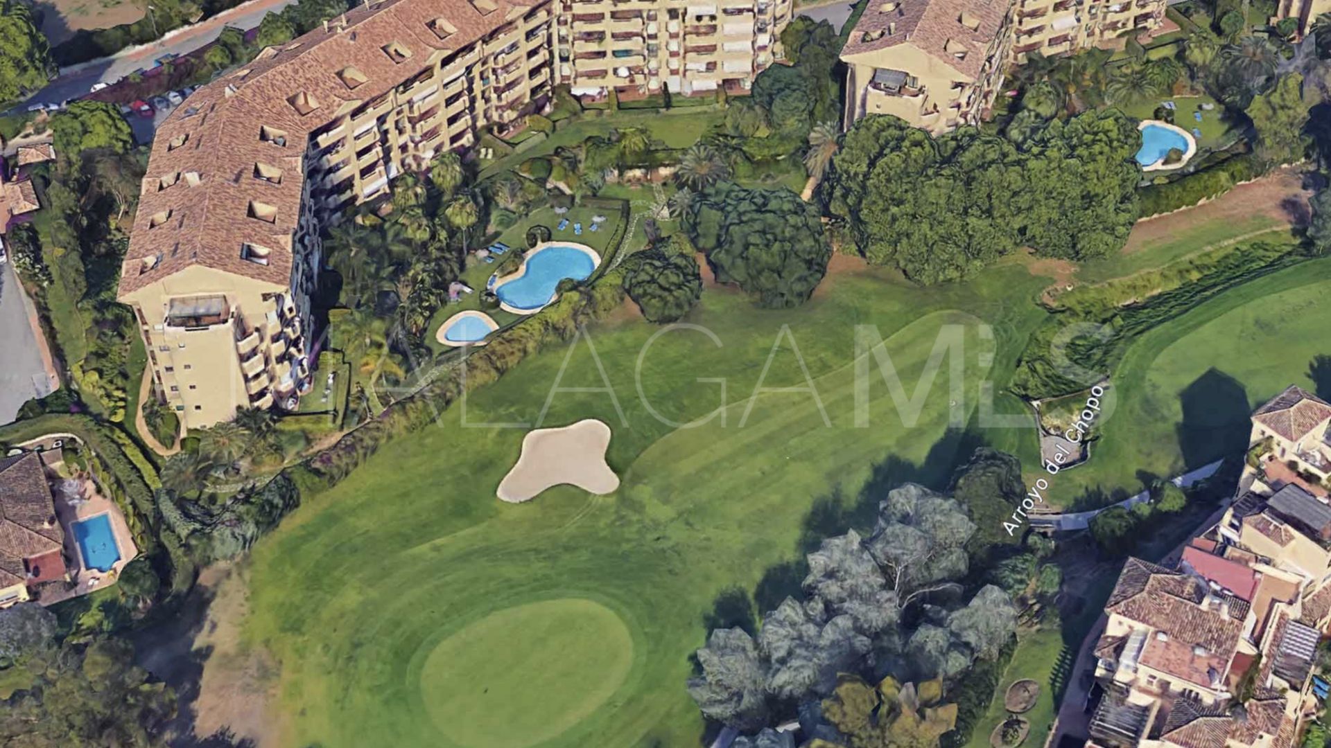 Duplex penthouse for sale in Guadalmina Alta