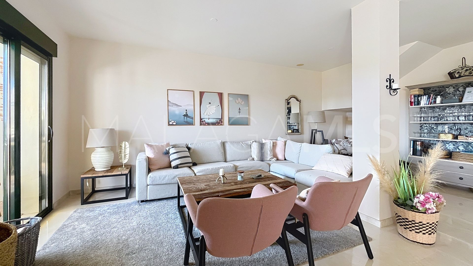 Duplex penthouse for sale in Guadalmina Alta