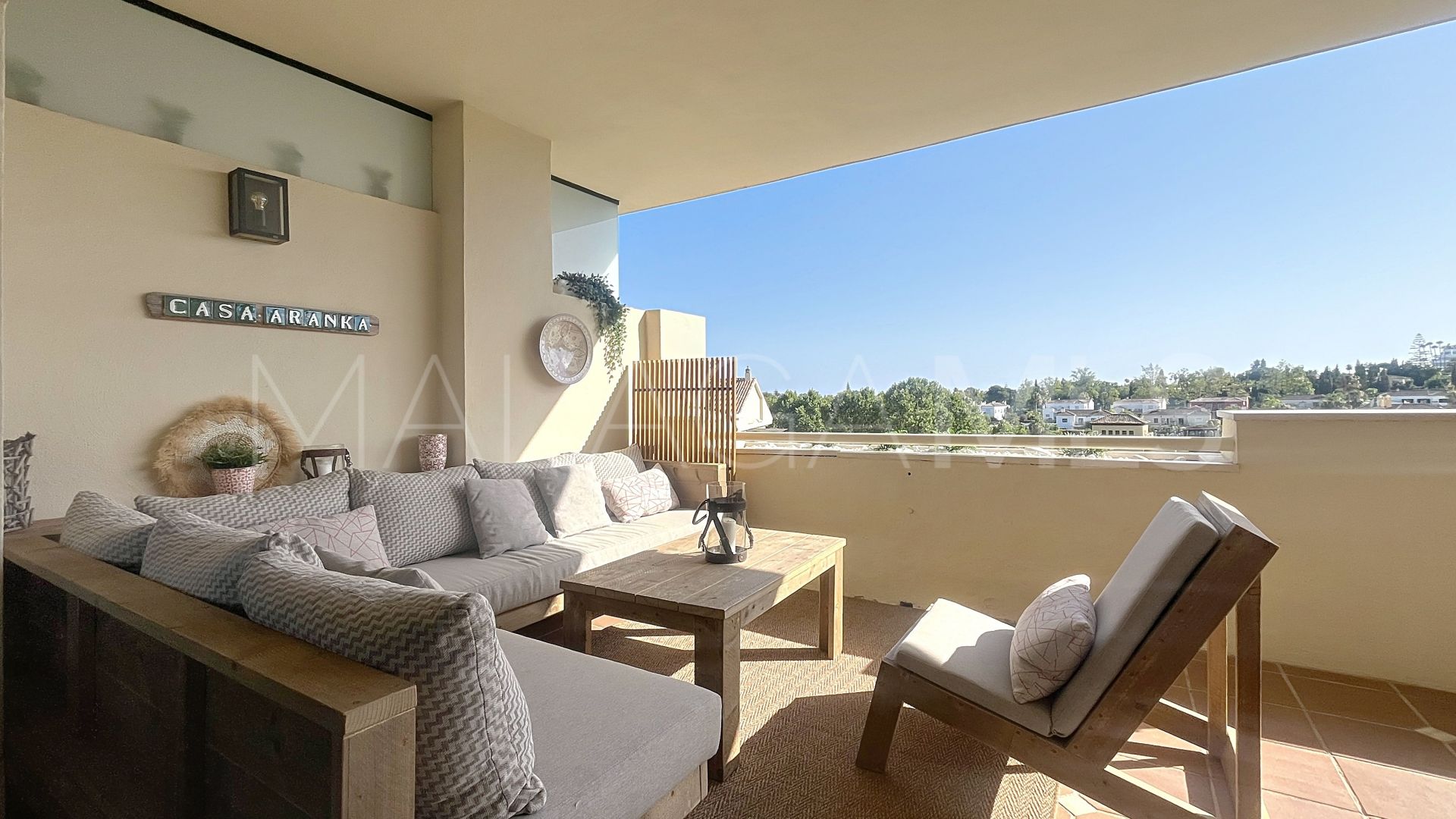 Duplex penthouse for sale in Guadalmina Alta