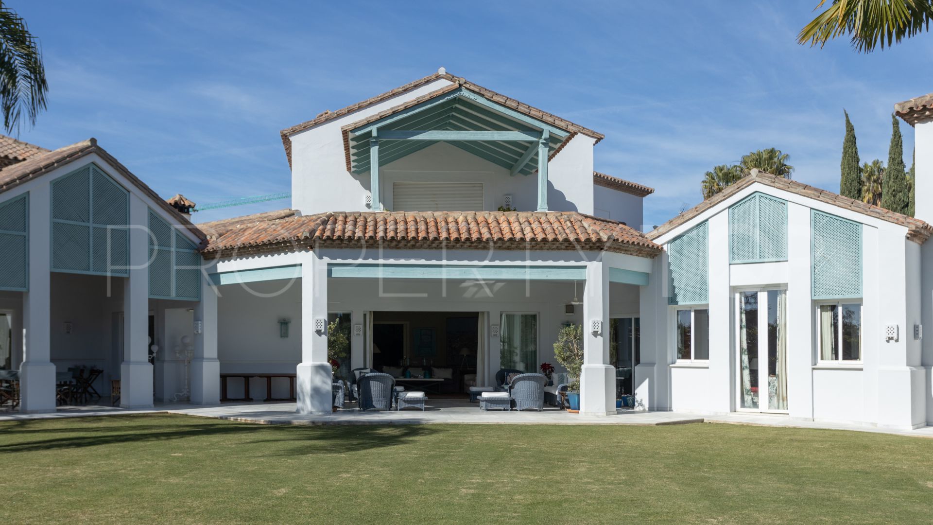 For sale Guadalmina Baja villa with 7 bedrooms