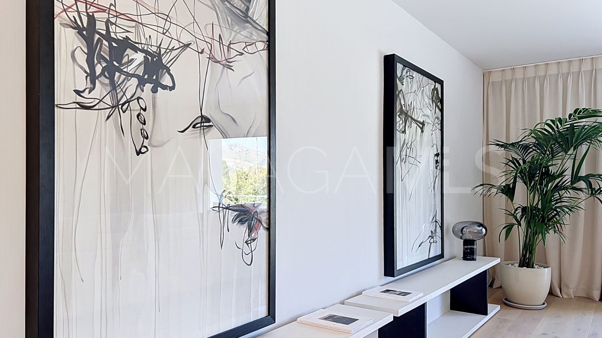 Buy villa with 4 bedrooms in Guadalmina Alta