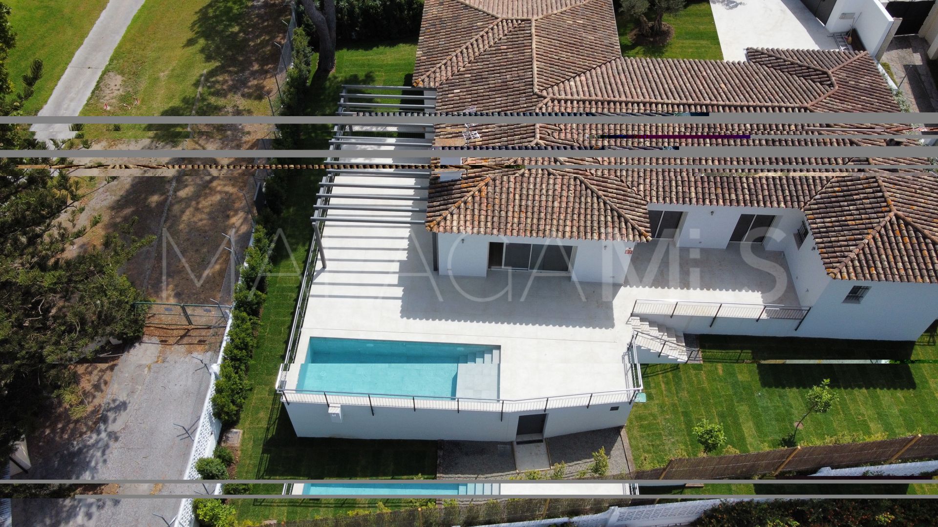 For sale villa with 4 bedrooms in Guadalmina Alta