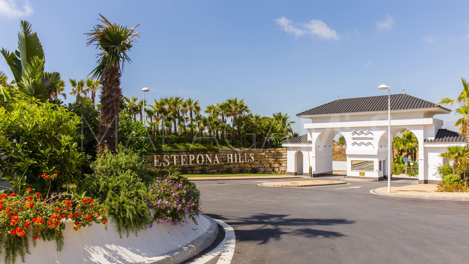 Zweistöckiges penthouse for sale in Estepona