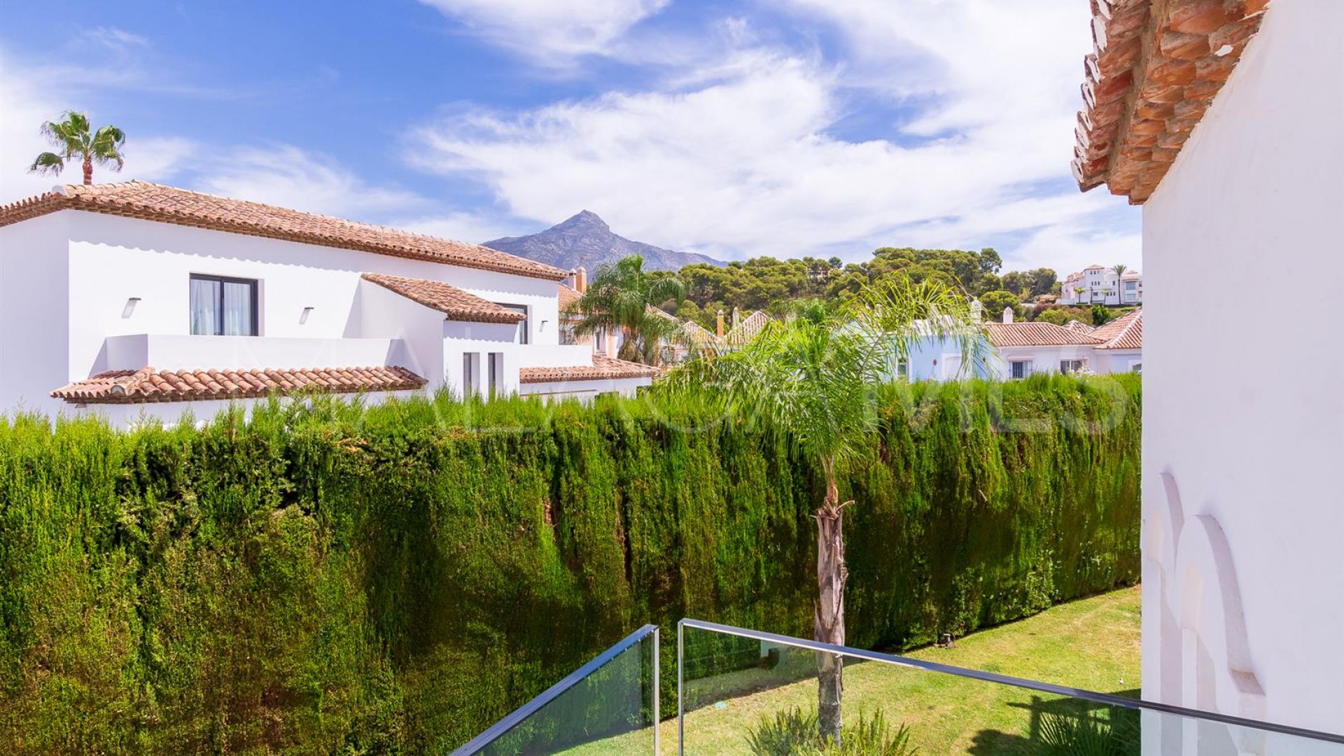 Villa for sale in Marbella Country Club