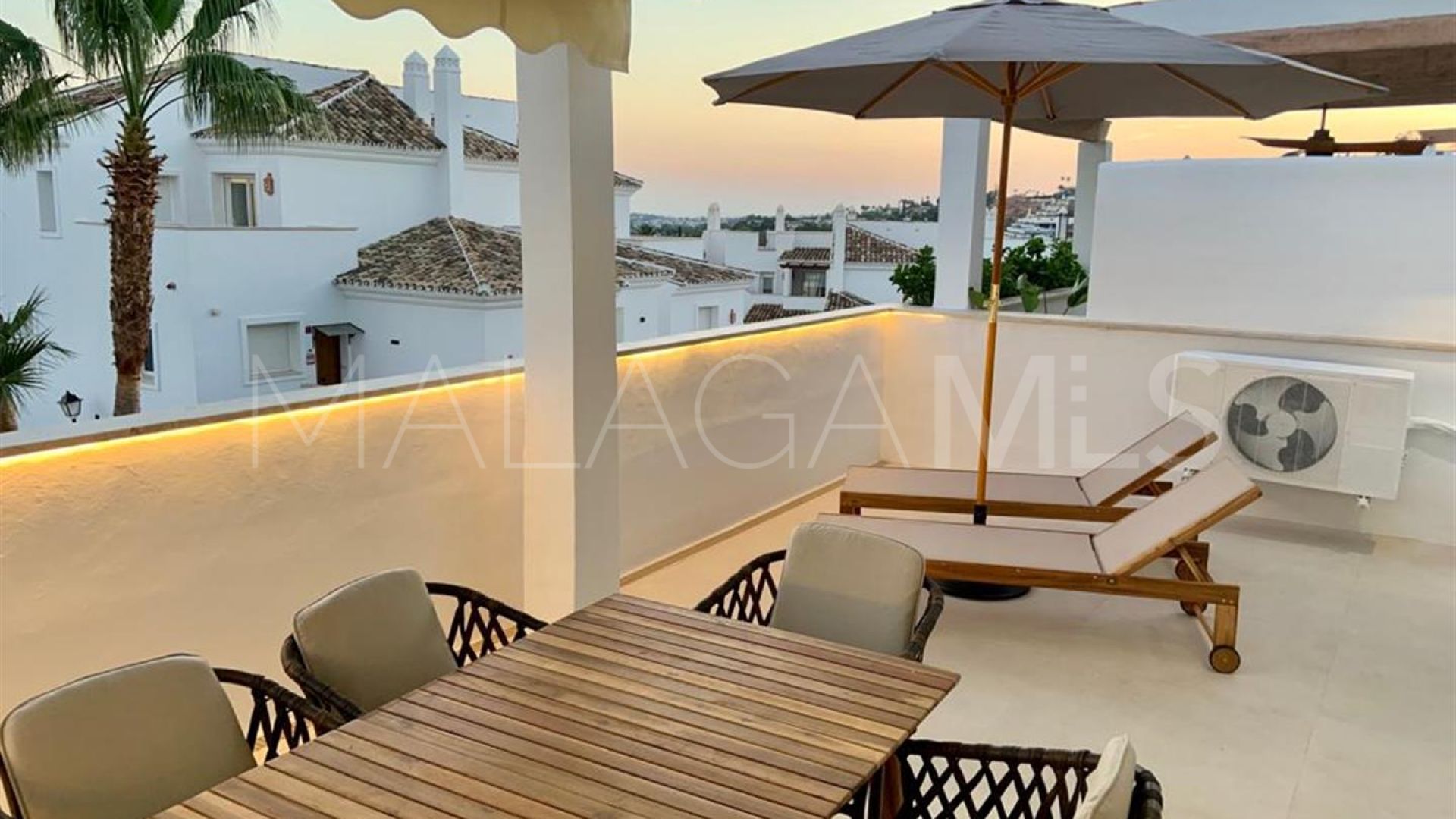 Aloha Royal, atico duplex de 4 bedrooms for sale