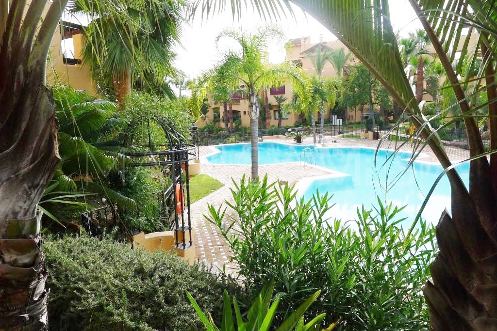 Buy ground floor apartment in Bahia Alcantara