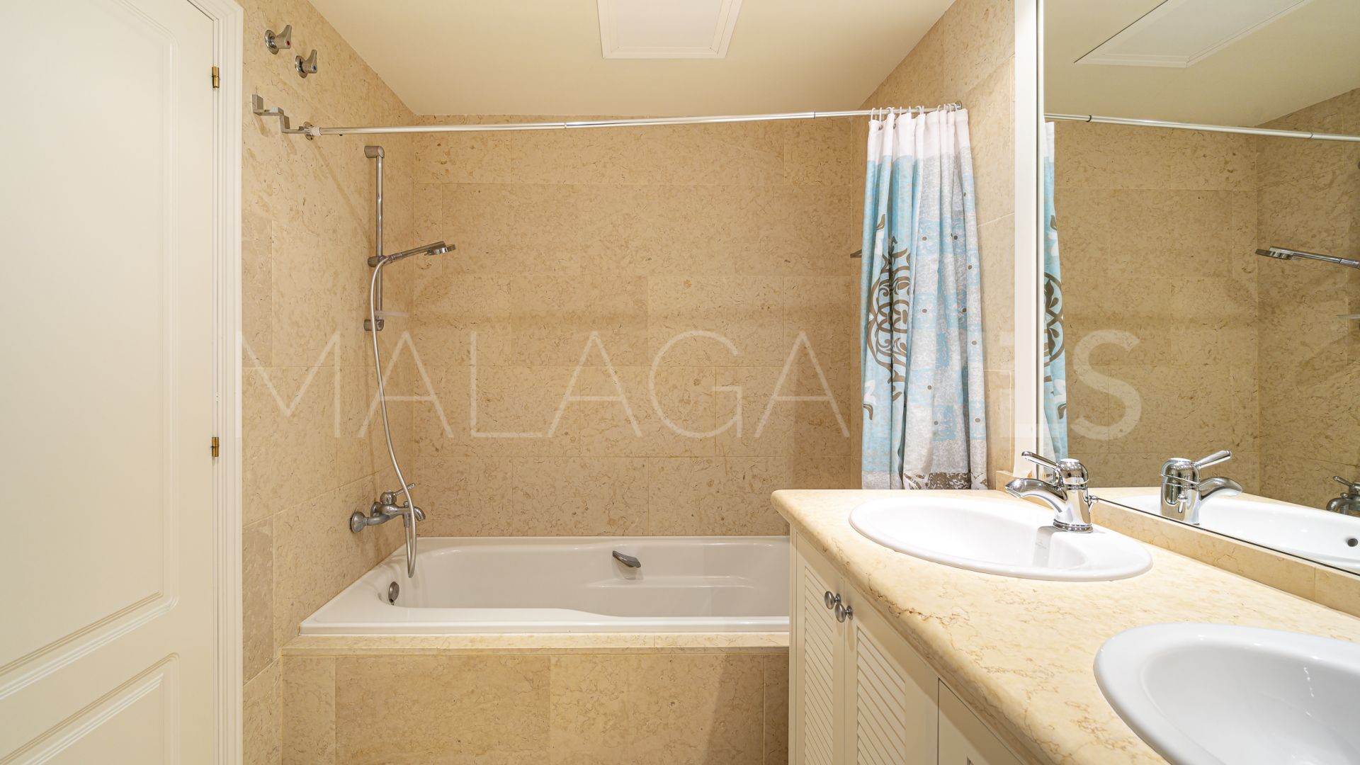 Buy apartamento in Magna Marbella de 2 bedrooms