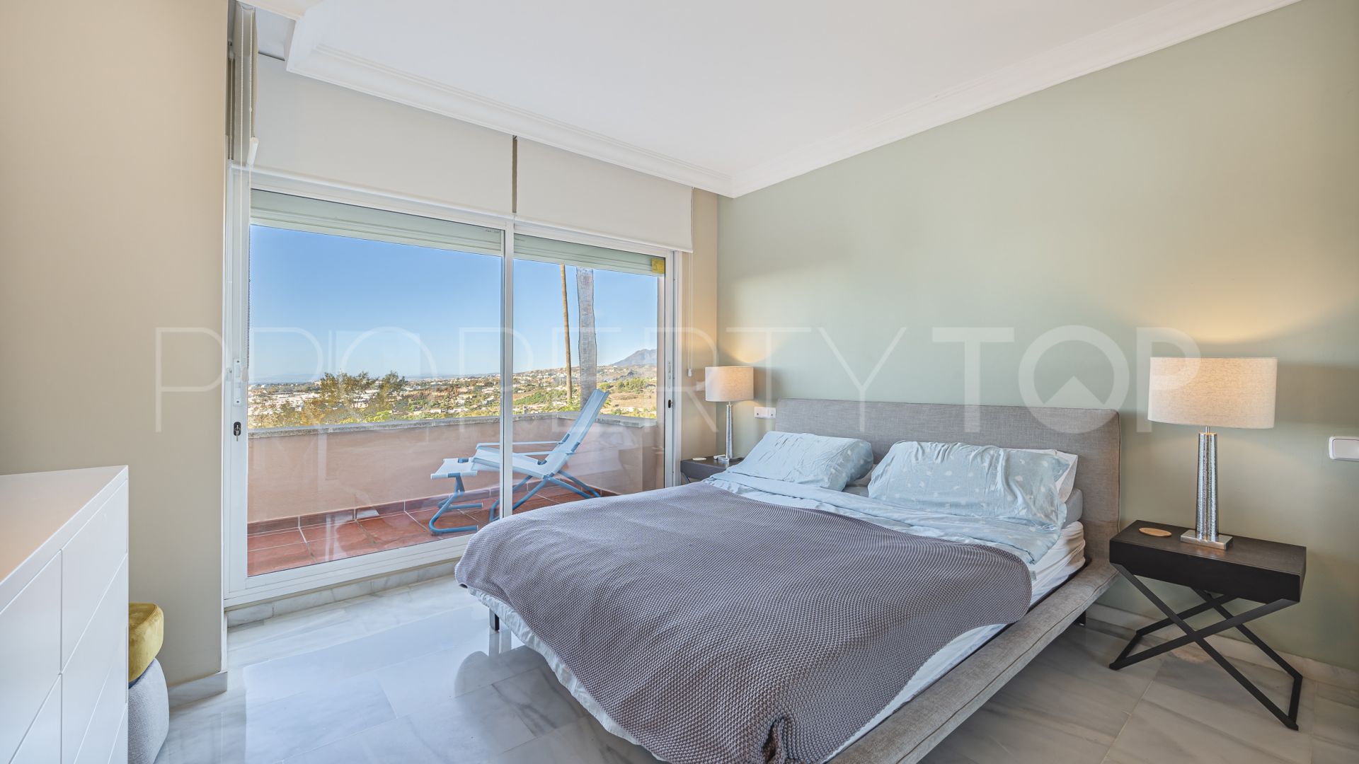 Apartamento en venta de 2 dormitorios en Magna Marbella