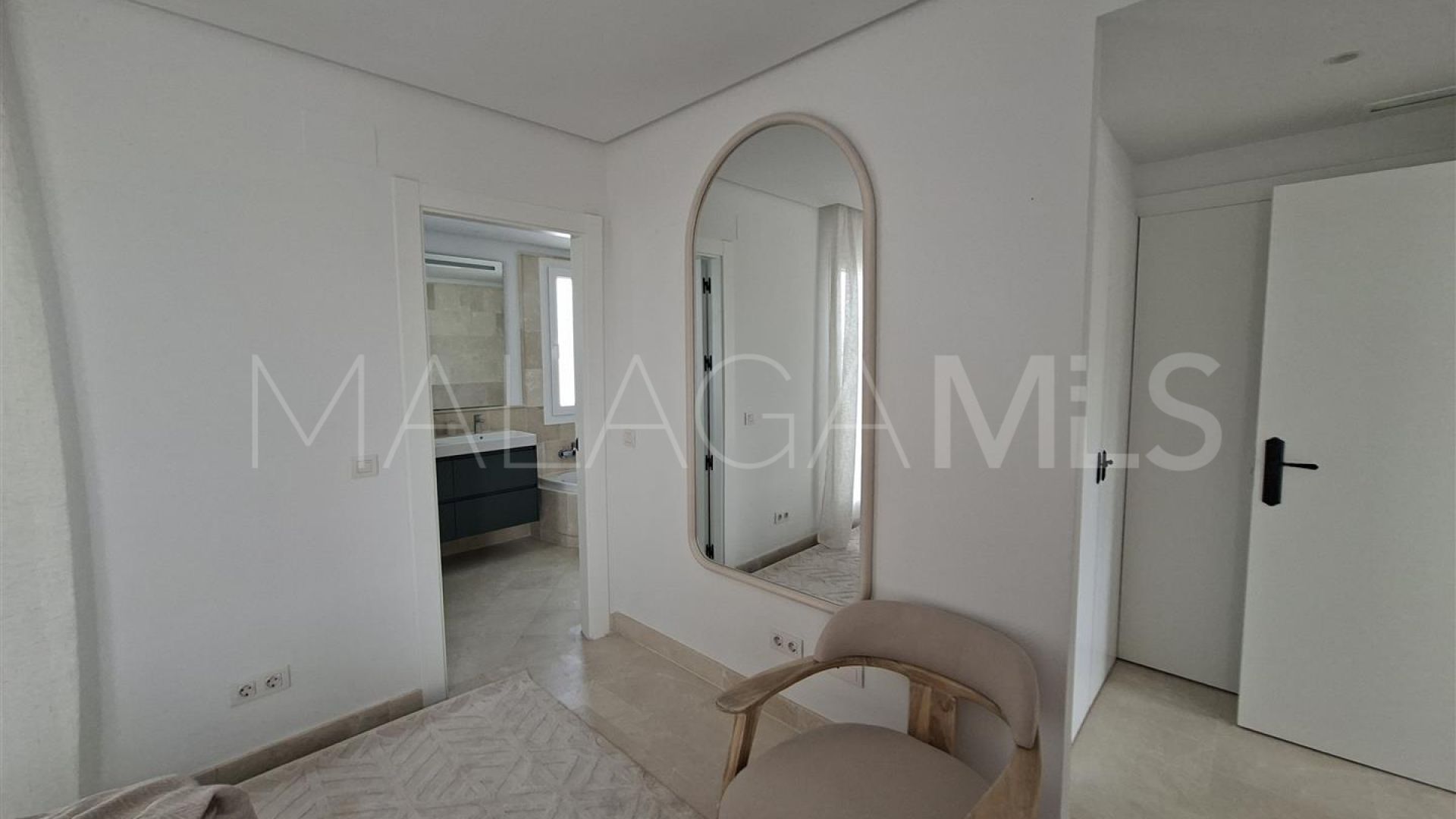 Lägenhet for sale in Aloha