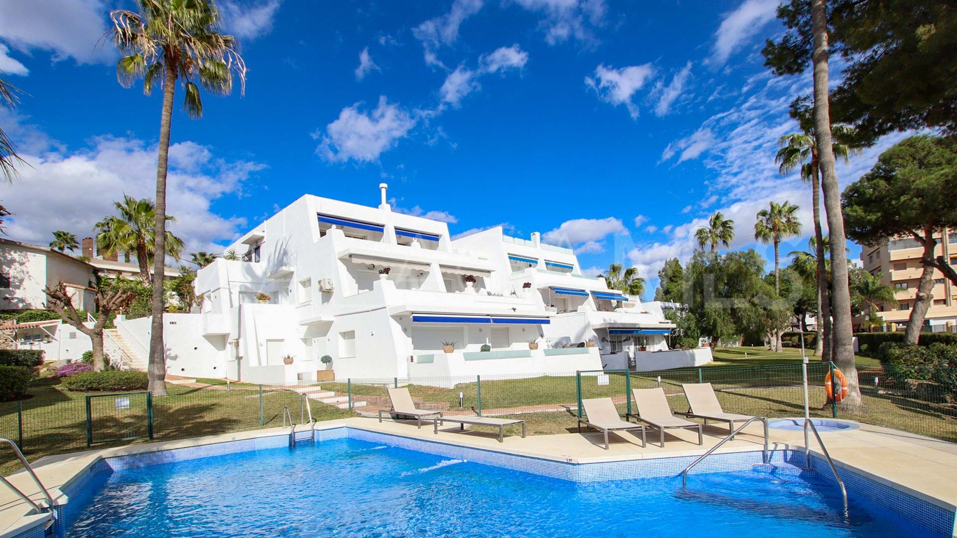 Appartement rez de chaussée for sale in Nueva Andalucia