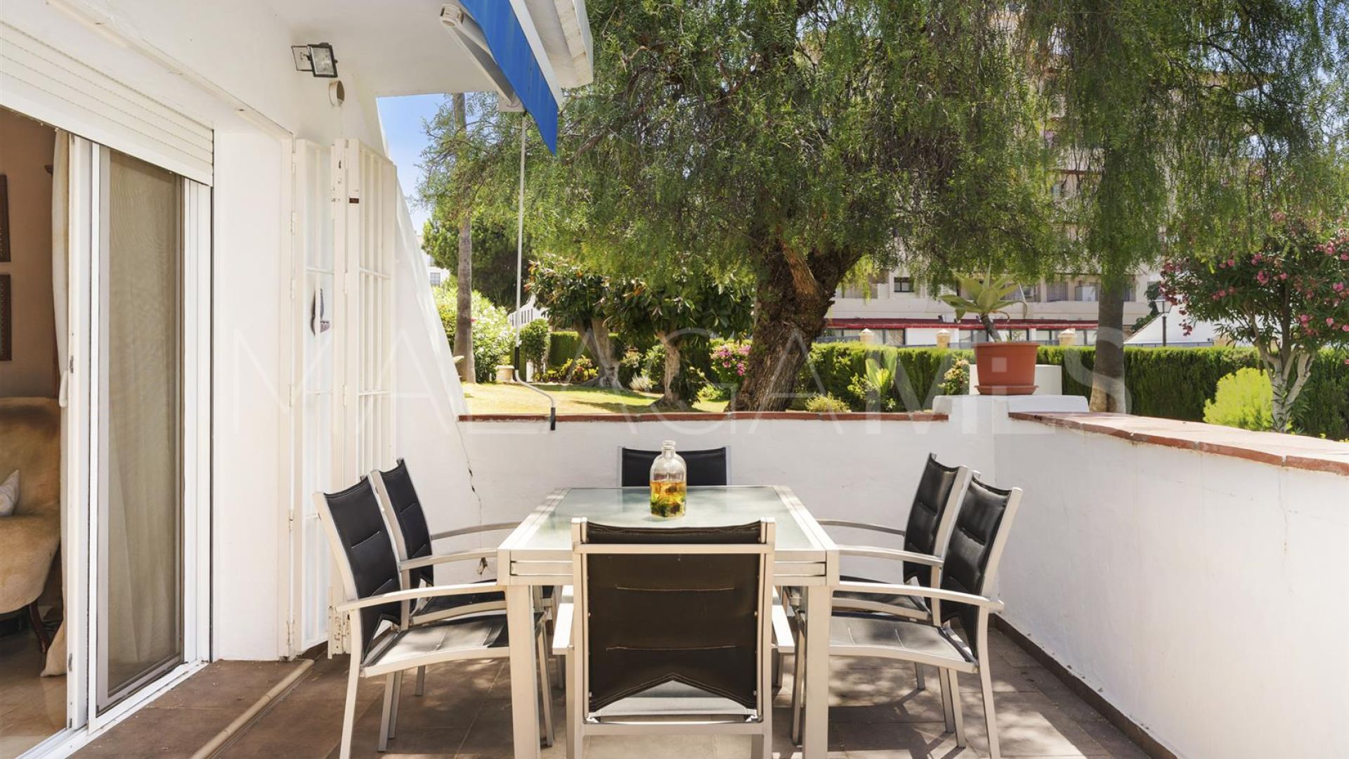 Apartamento planta baja de 3 bedrooms a la venta in Nueva Andalucia
