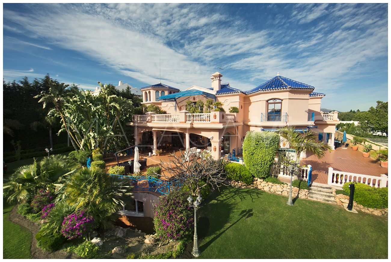 Herrgård for sale in Nueva Andalucia