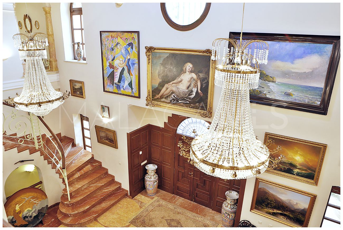 Herrgård for sale in Nueva Andalucia